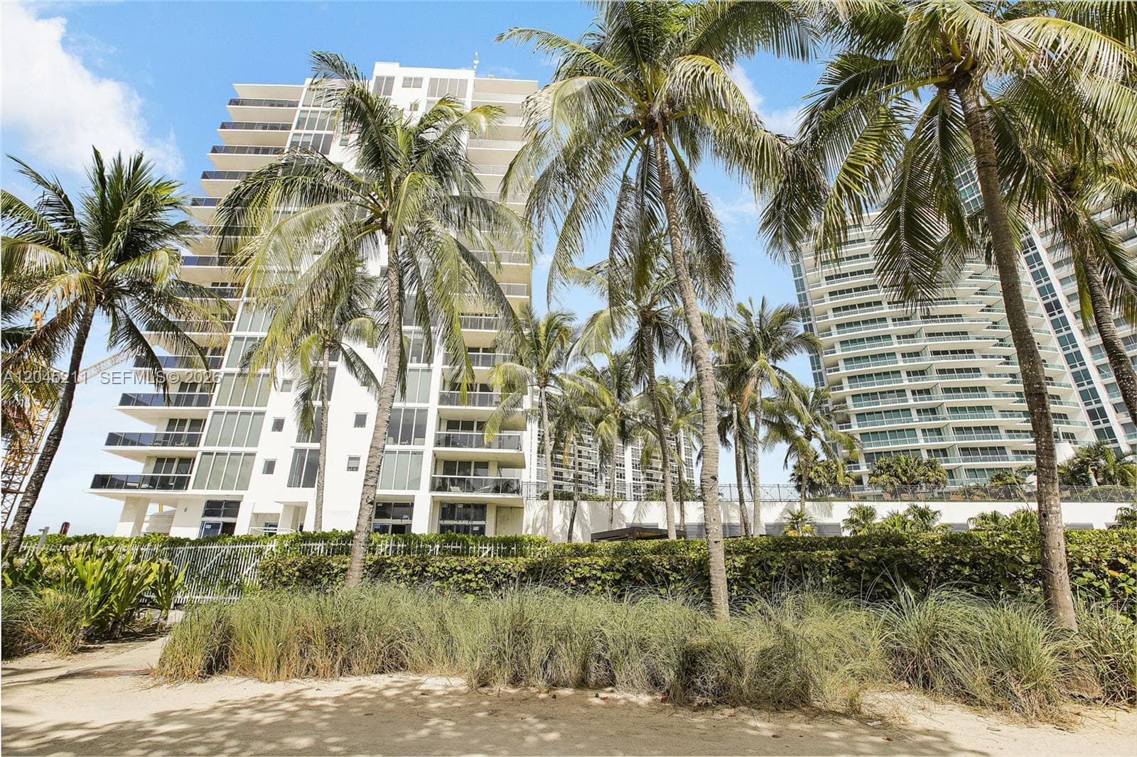 10275 Collins Ave # 201, Bal Harbour, FL 33154 — zdjęcie 3