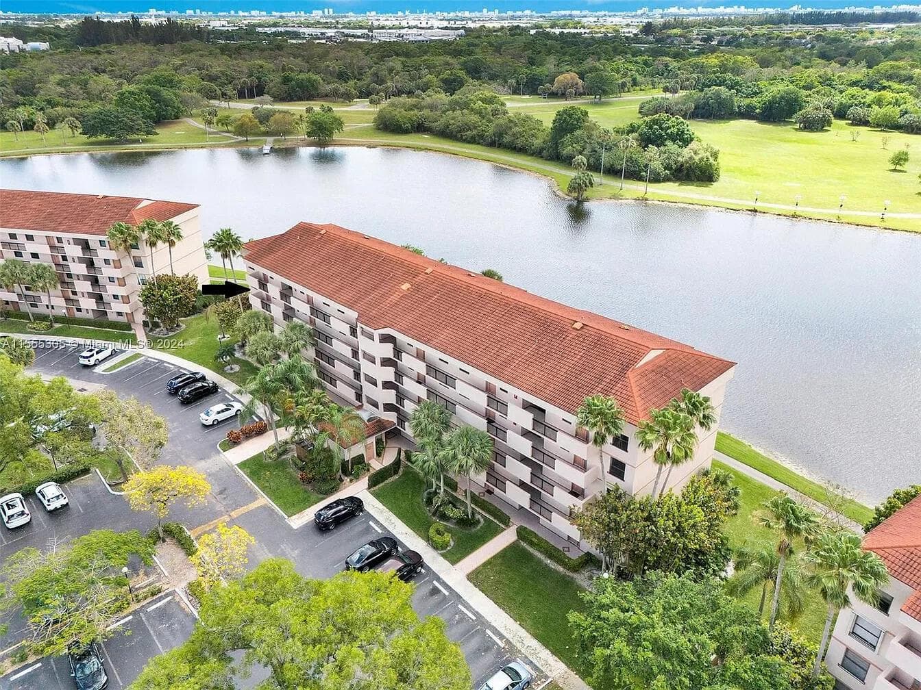 2767 Carambola Circle S # 401, Coconut Creek, FL 33066