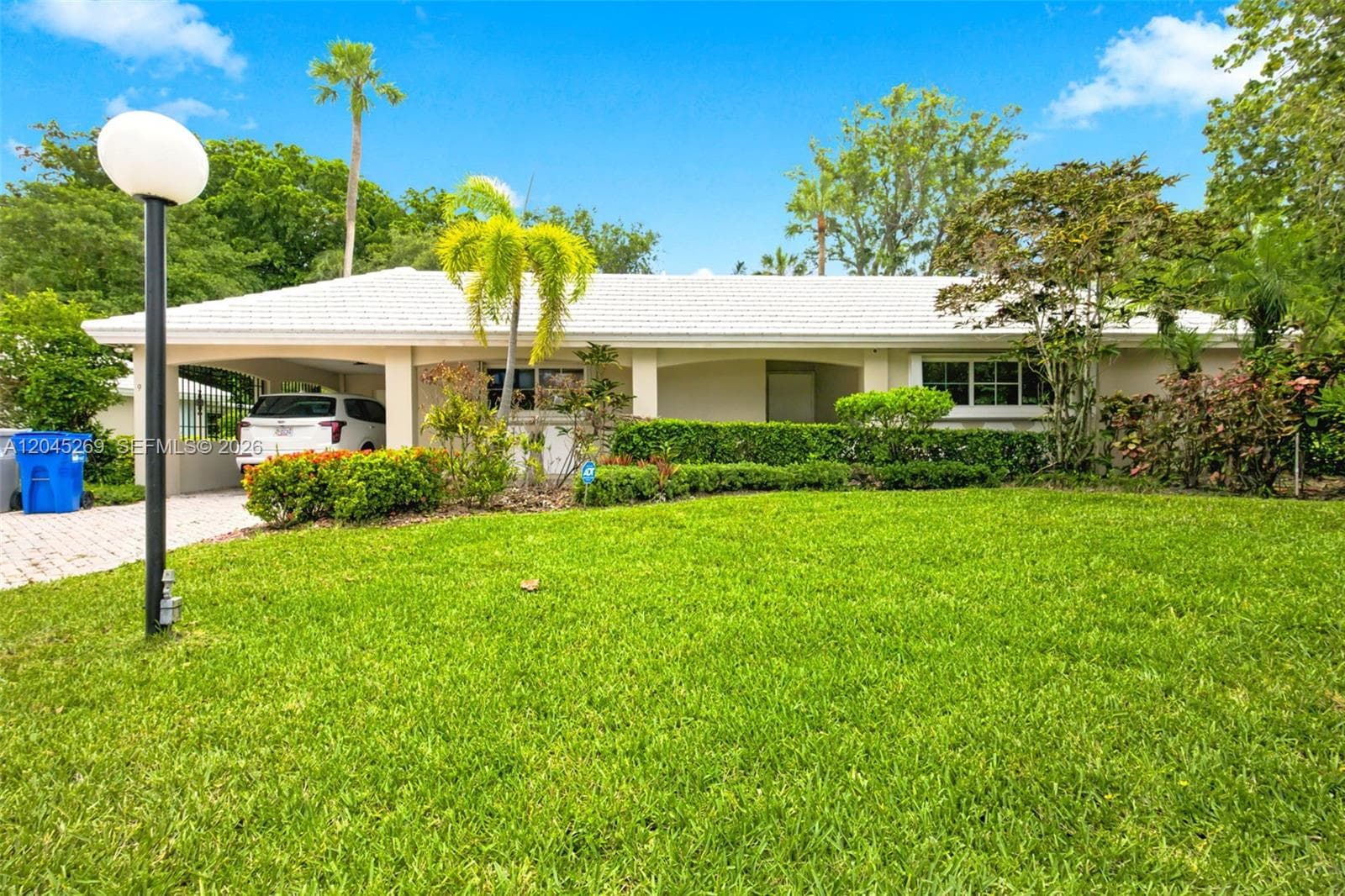 908 Cypress Ter # V57, Pompano Beach, FL 33069