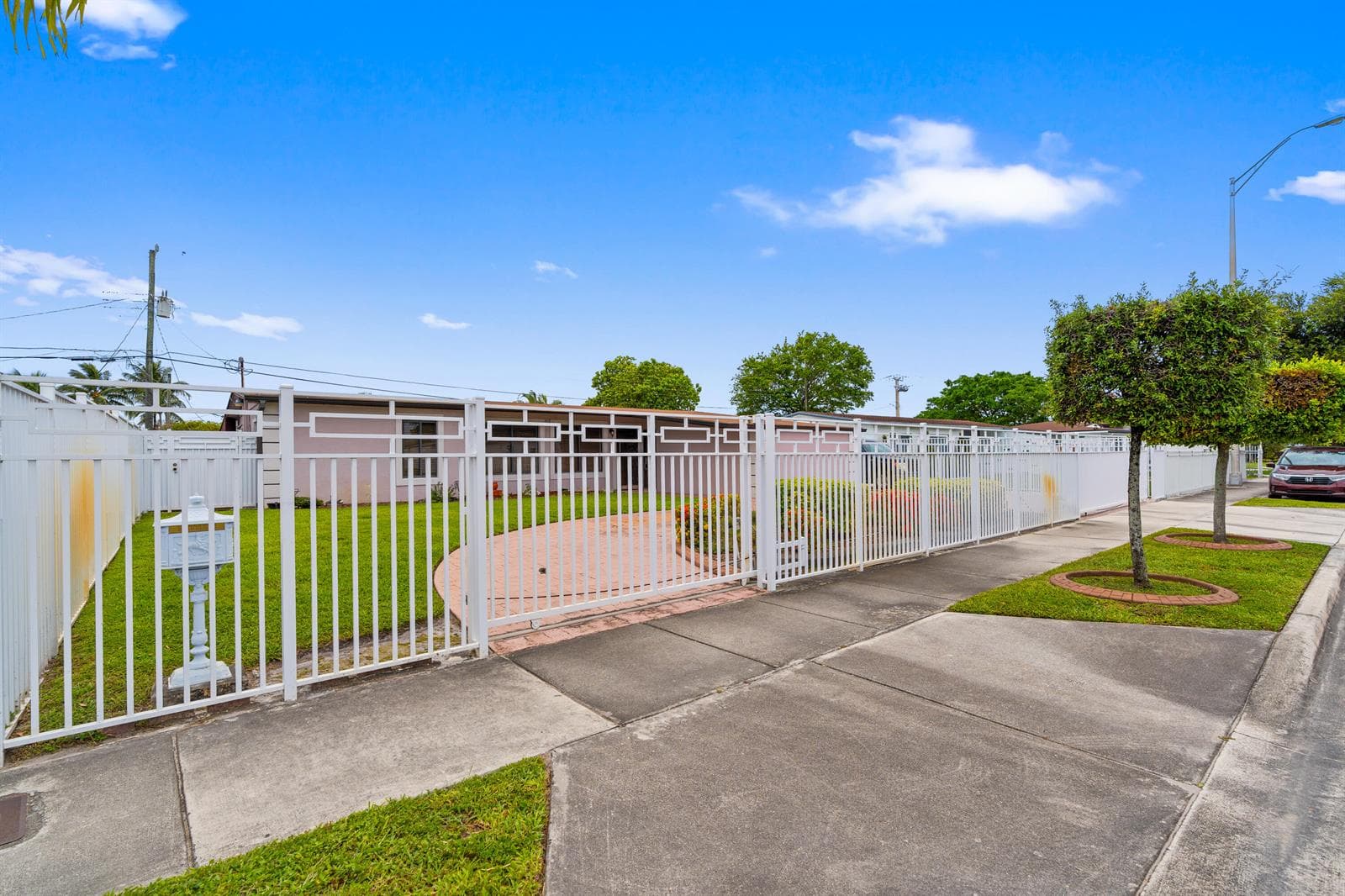 6160 W 14th Avenue, Hialeah, FL 33012 — zdjęcie 3