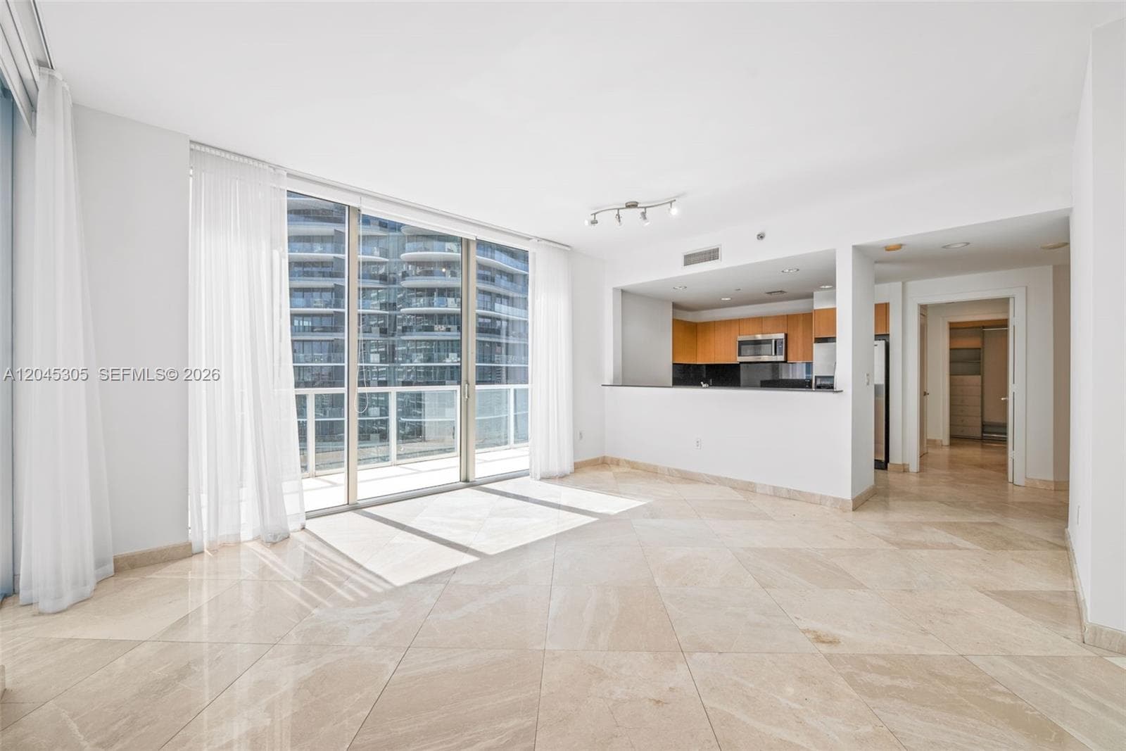 1050 Brickell Ave # 3314, Miami, FL 33131 — zdjęcie 2