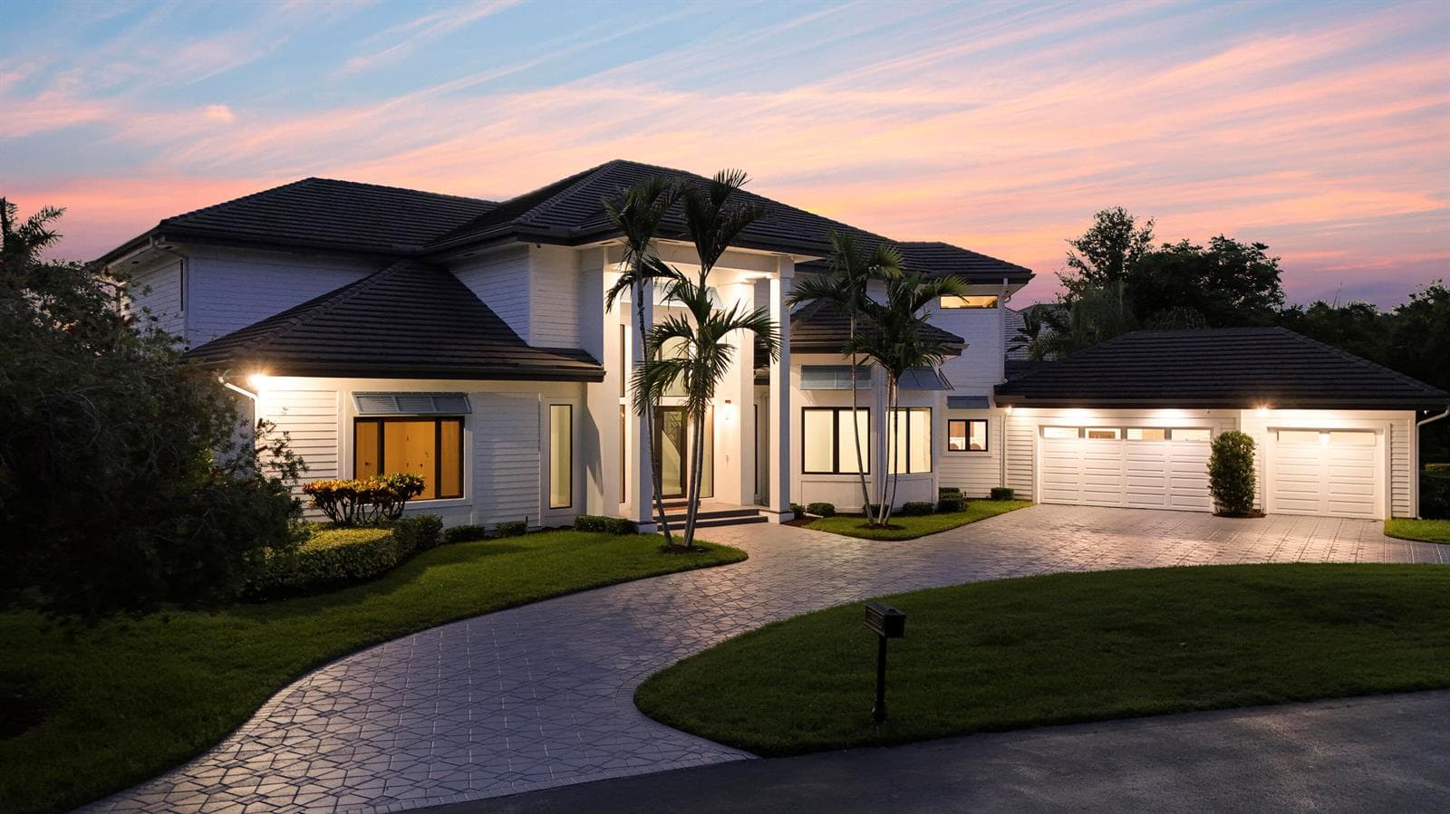 18411 SE Lakeside Drive, Jupiter, FL 33469