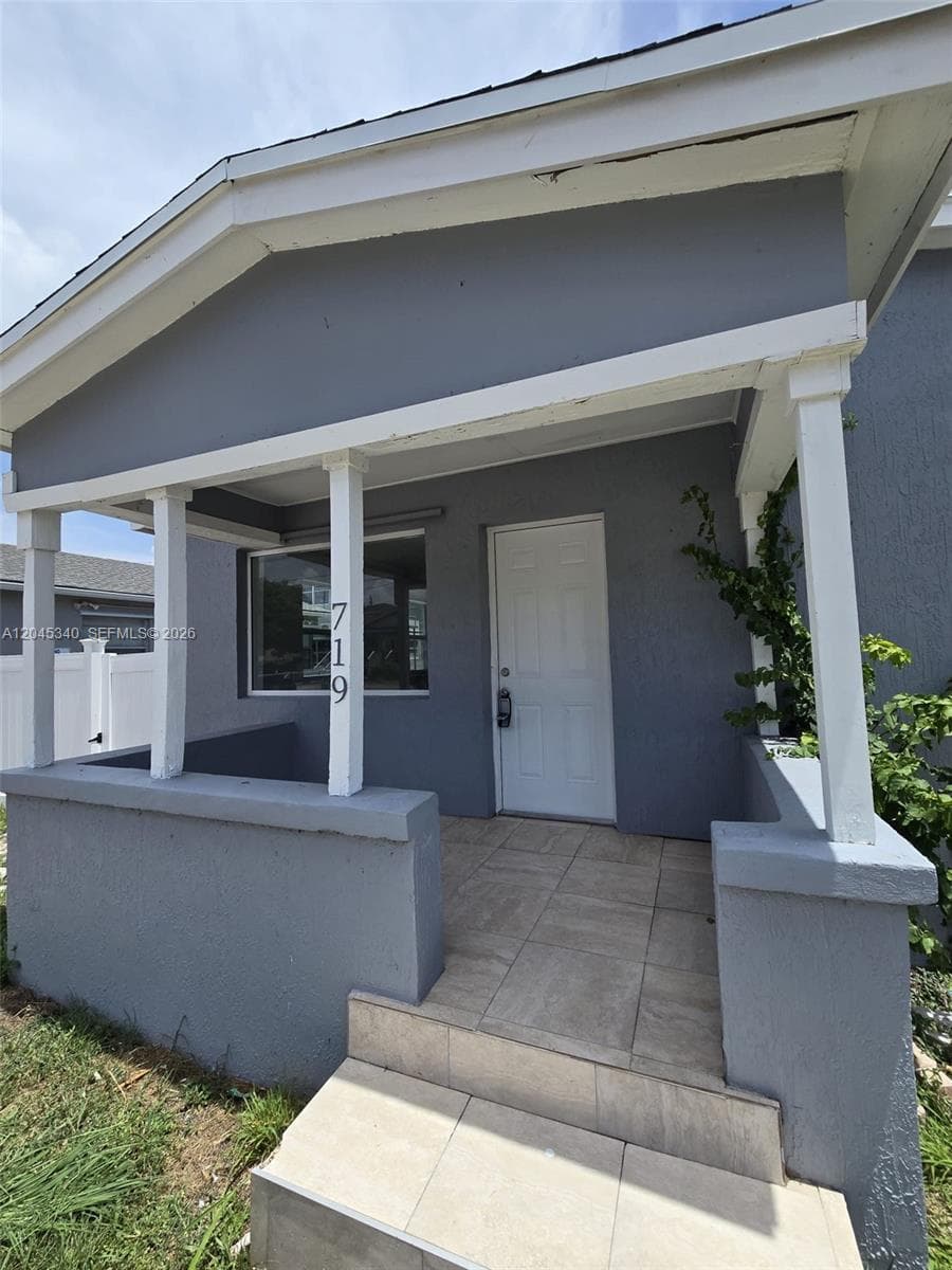 719 21st St, West Palm Beach, FL 33407 — zdjęcie 2