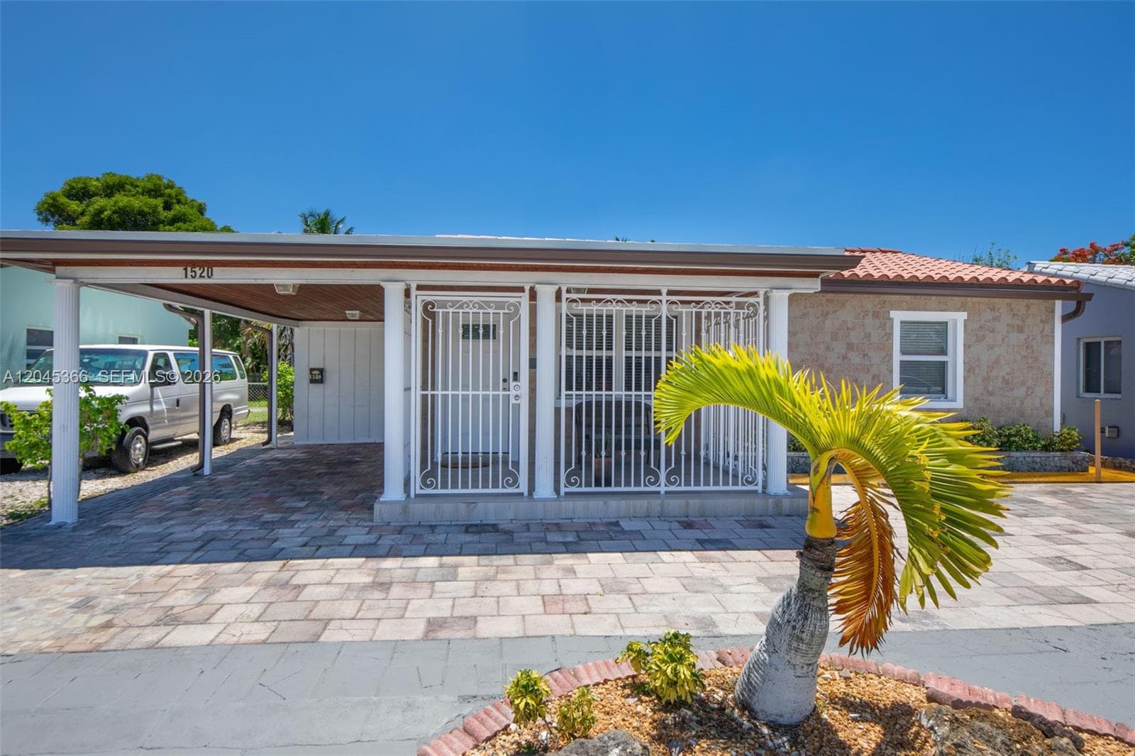 1520 N Andrews Ave, Fort Lauderdale, FL 33311
