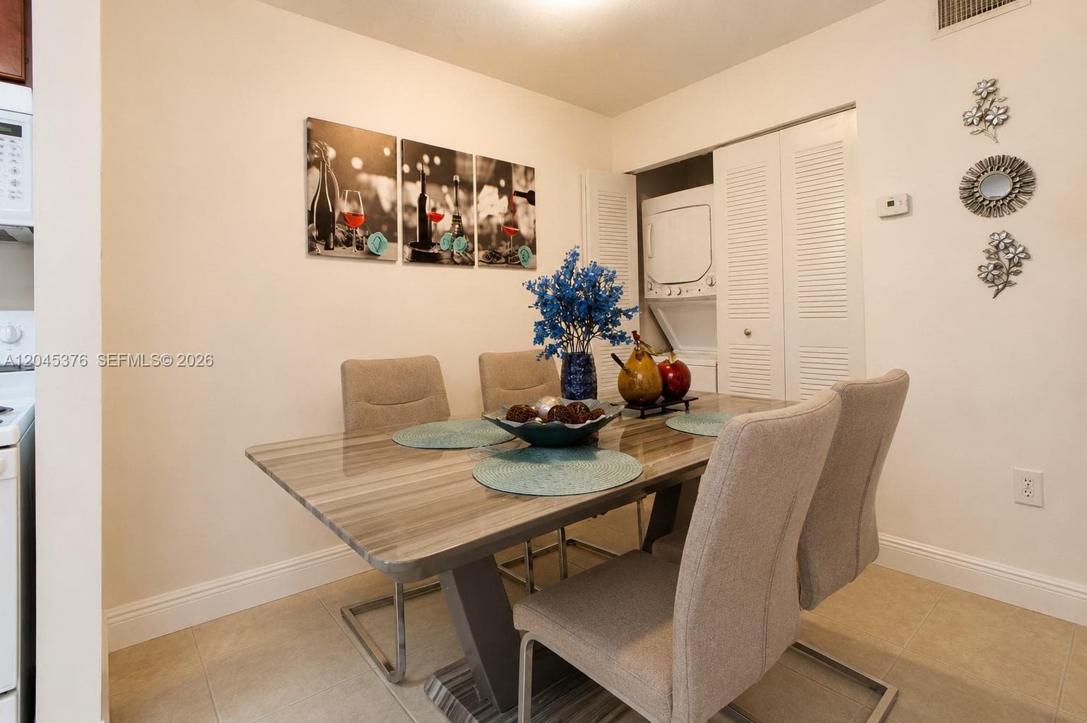 7090 NW 179th St # 108, Hialeah, FL 33015 — zdjęcie 4