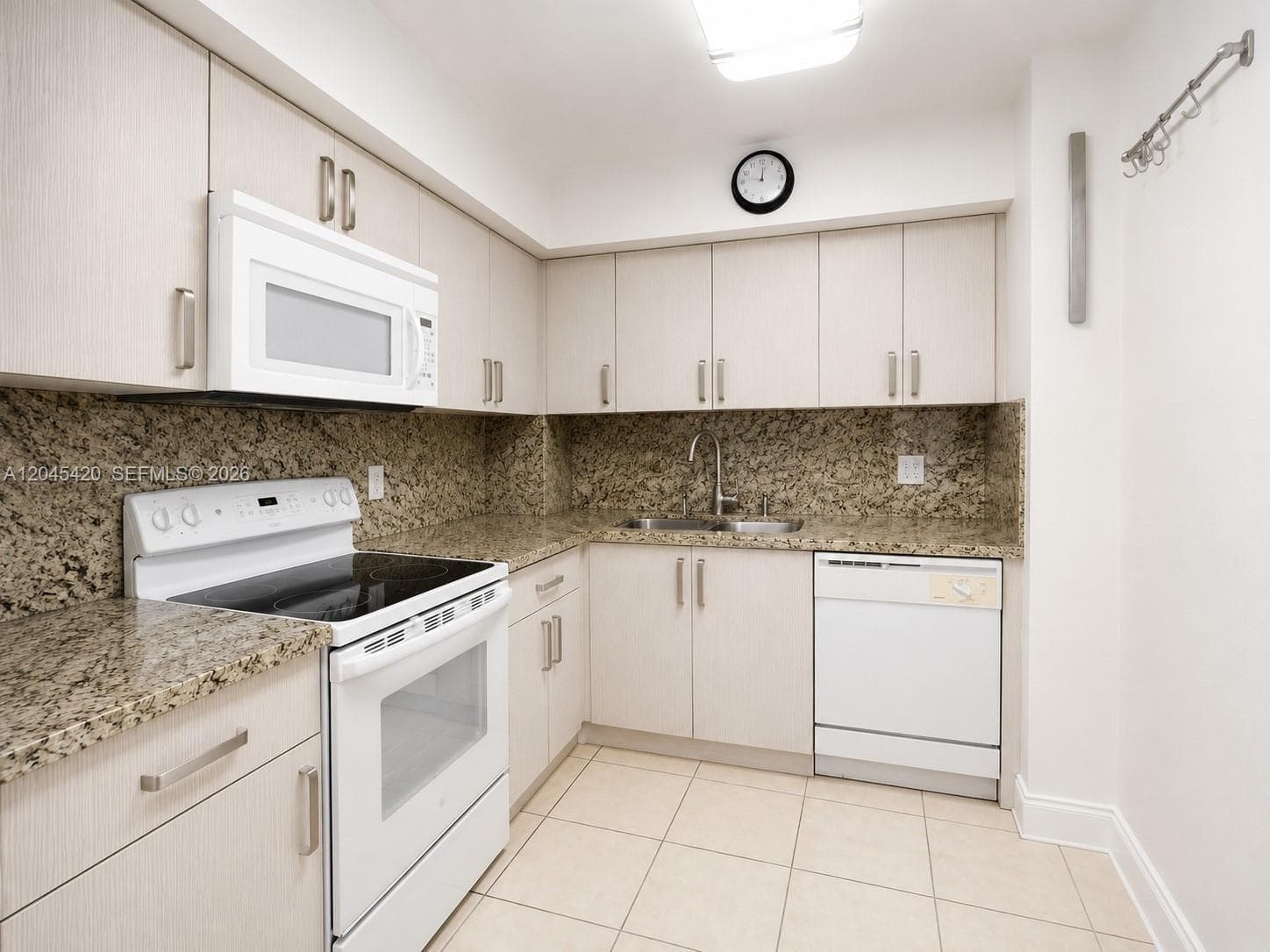 3900 N Hills Dr # 108, Hollywood, FL 33021 — zdjęcie 2