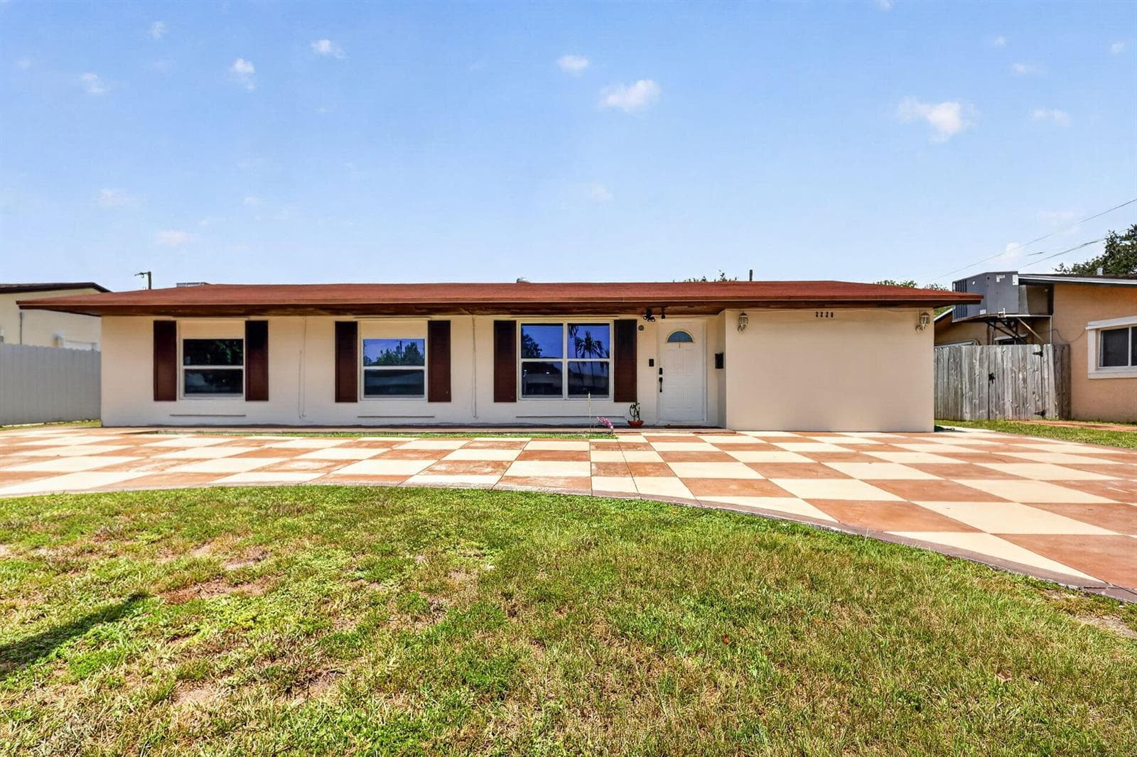 2220 N 47th Avenue, Hollywood, FL 33021