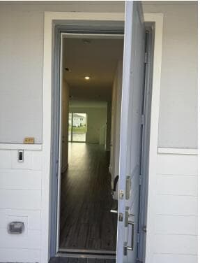 671 SE Lake Falls Street, Port St. Lucie, FL 34984 — zdjęcie 4