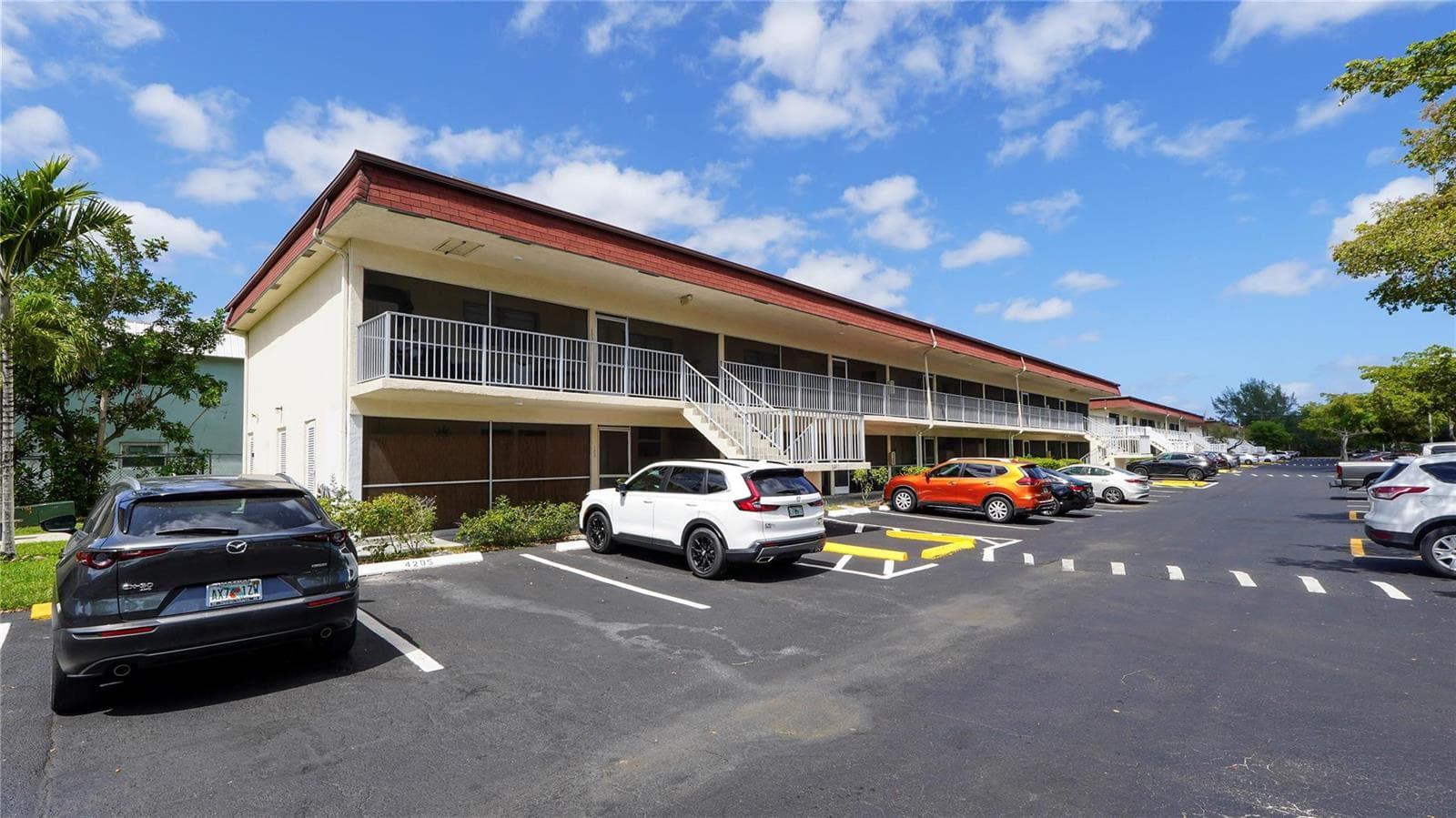 5377 SW 40th Avenue # 105, Dania Beach, FL 33314 — zdjęcie 2