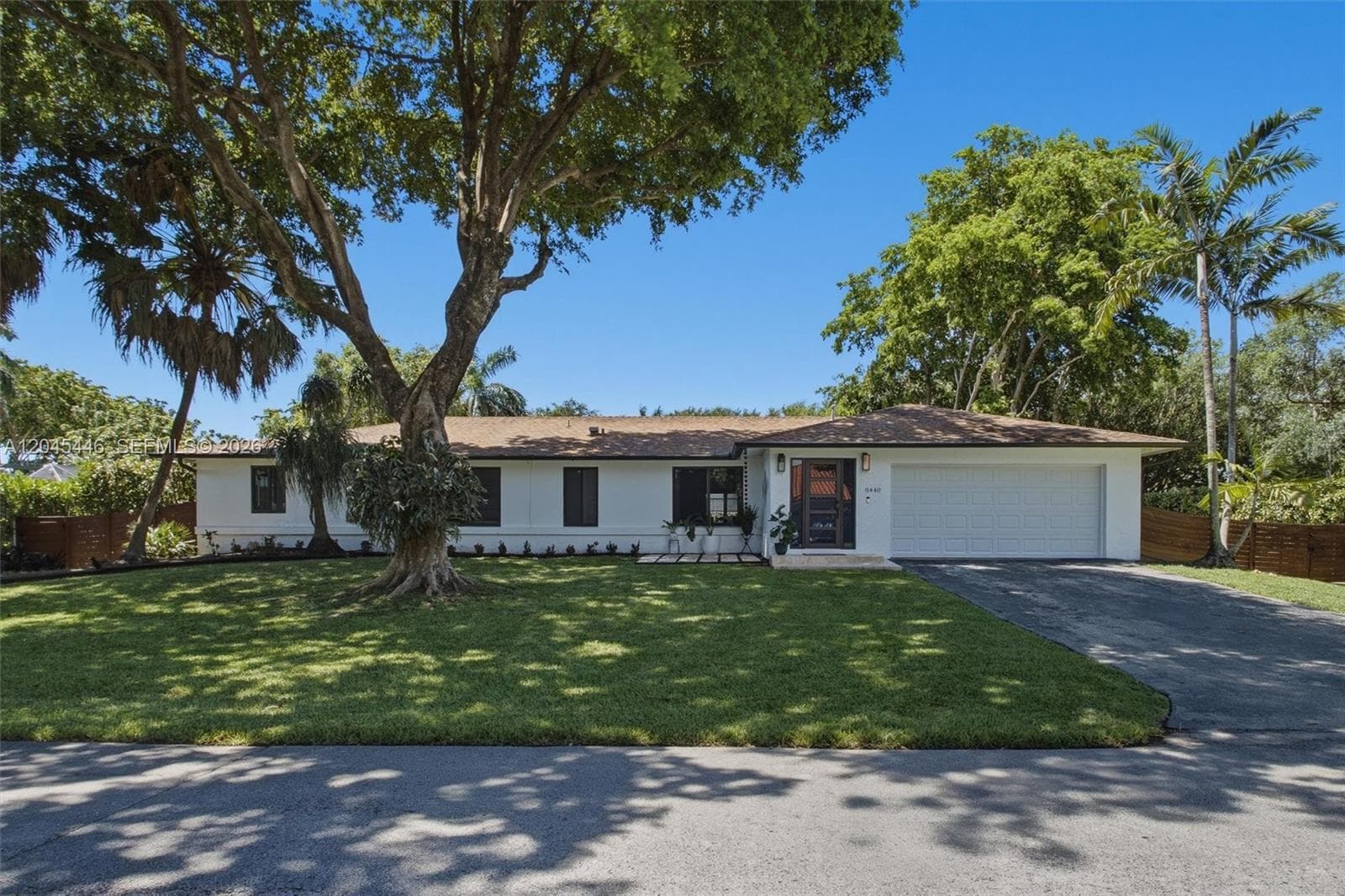 8440 SW 180th St, Palmetto Bay, FL 33157
