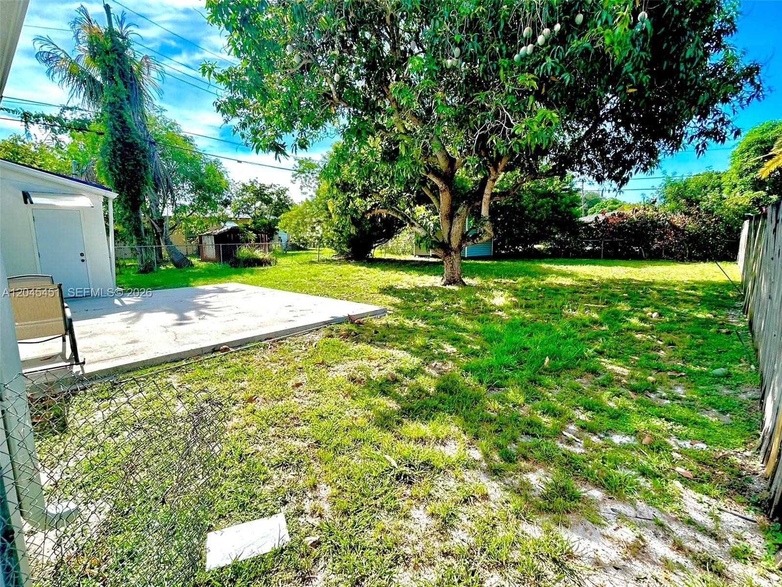 611 NE 171st St, North Miami Beach, FL 33162 — zdjęcie 4