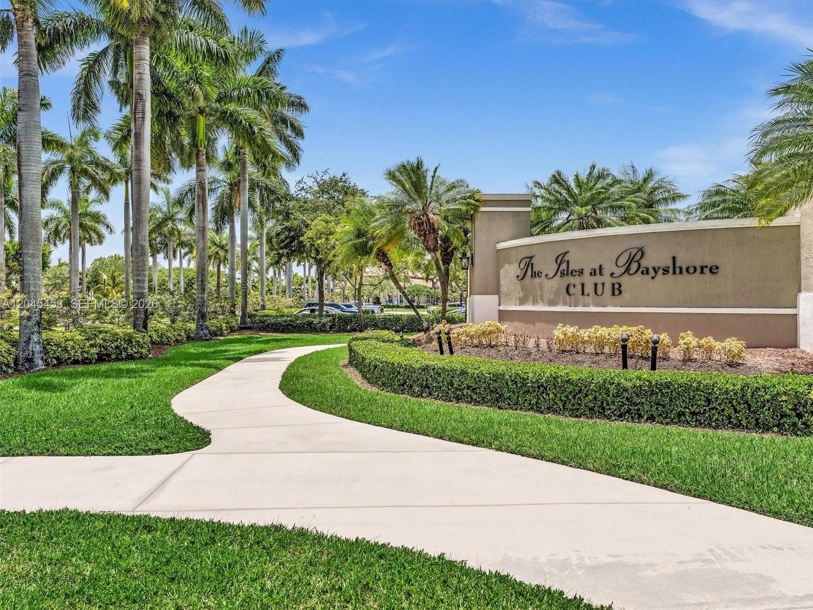8887 SW 225th St, Cutler Bay, FL 33190 — zdjęcie 2