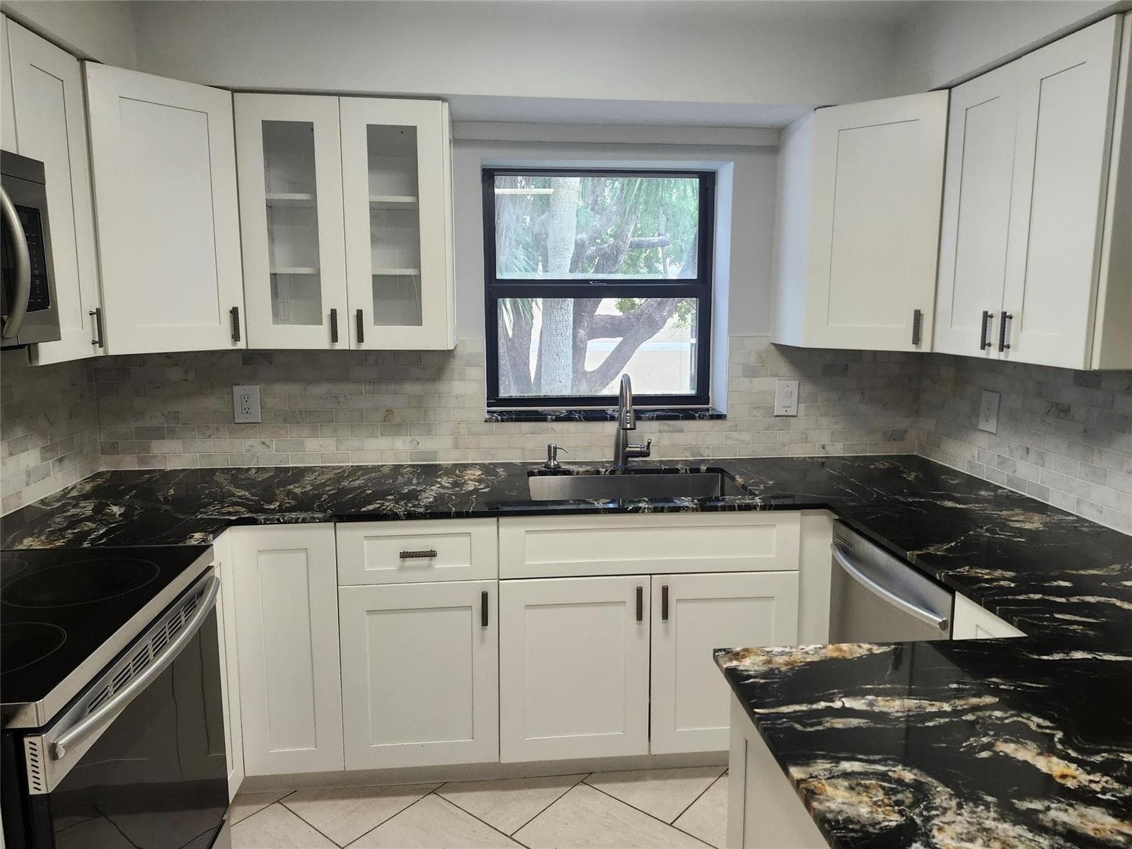 16251 Golf Club Road # 212, Weston, FL 33326