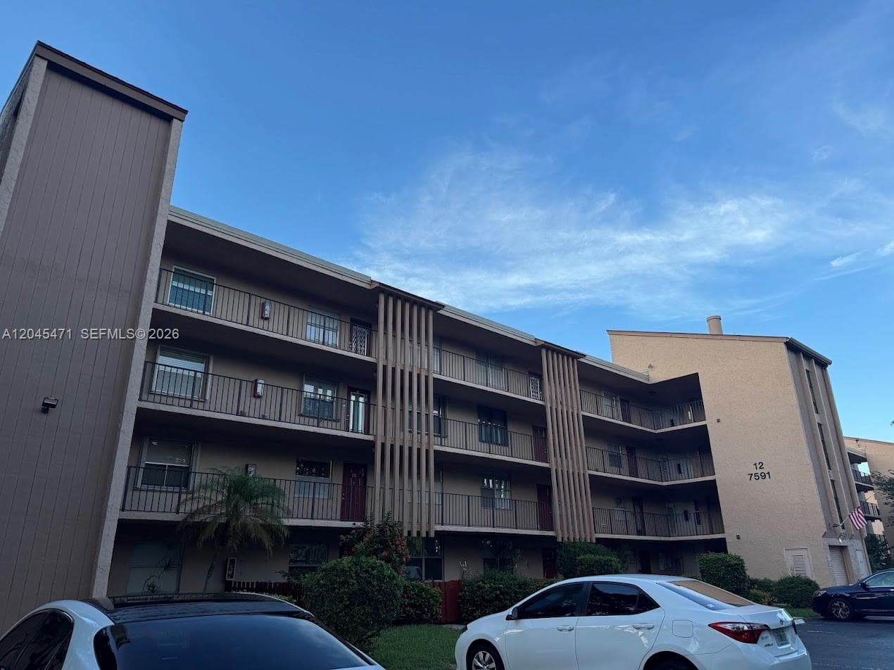 7591 NW 1st St # 403, Margate, FL 33063 — zdjęcie 3