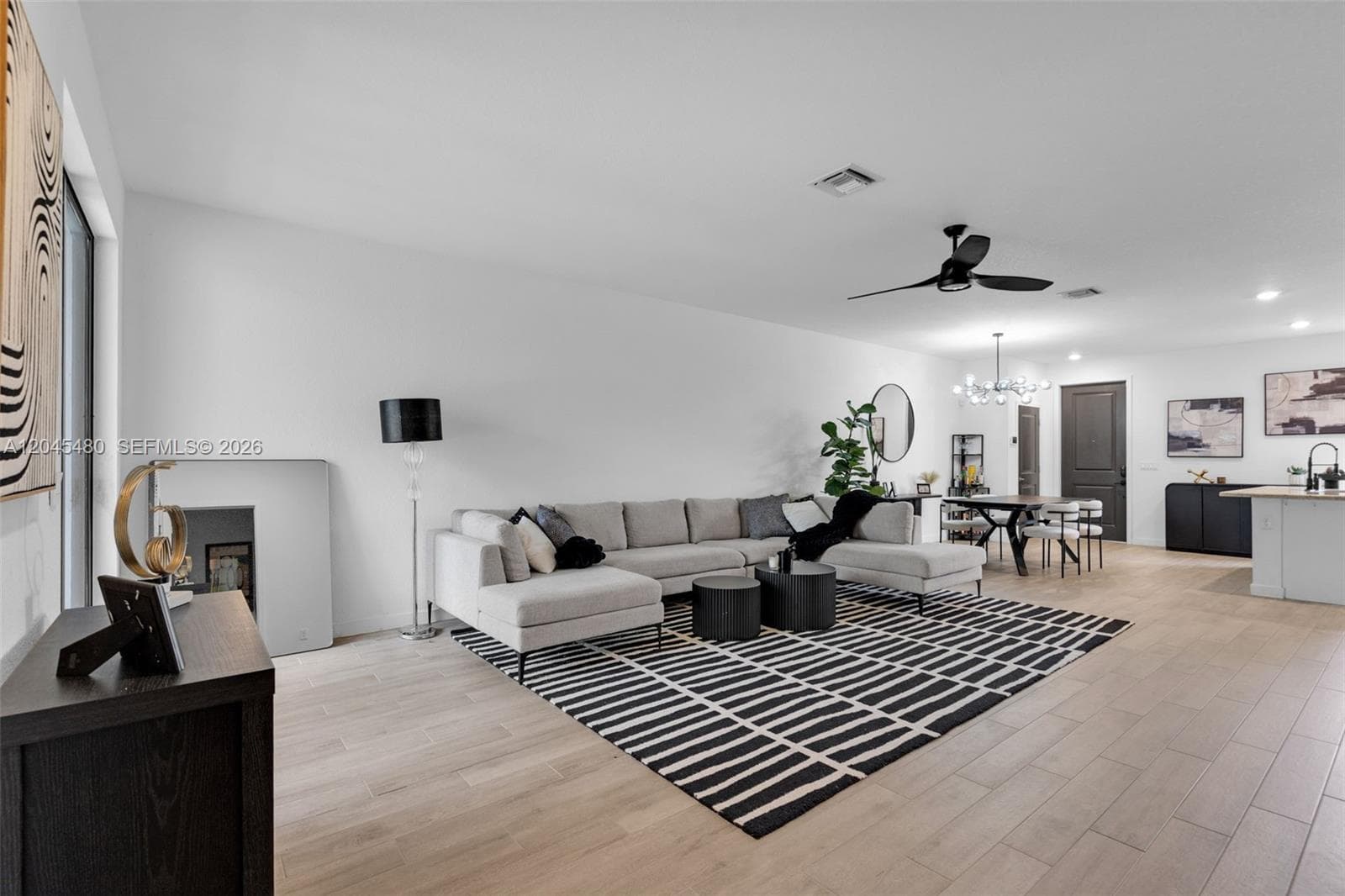 387 NW 17th St, Fort Lauderdale, FL 33311 — zdjęcie 3