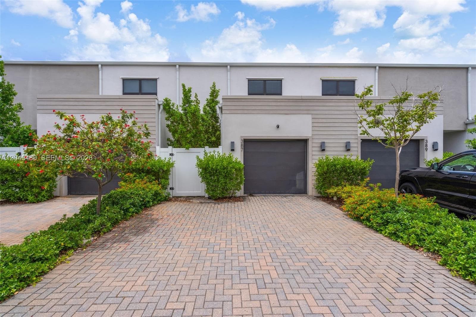 387 NW 17th St, Fort Lauderdale, FL 33311 — zdjęcie 4