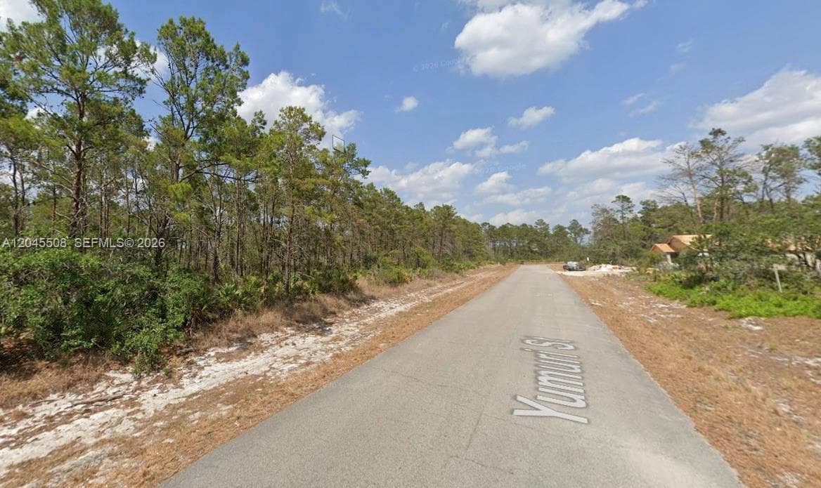 7711 Yumuri St, Sebring, FL 33872