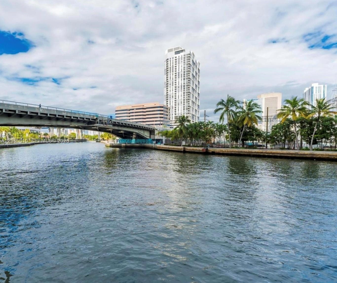 175 SW 7th St # 1212, Miami, FL 33130 — zdjęcie 5