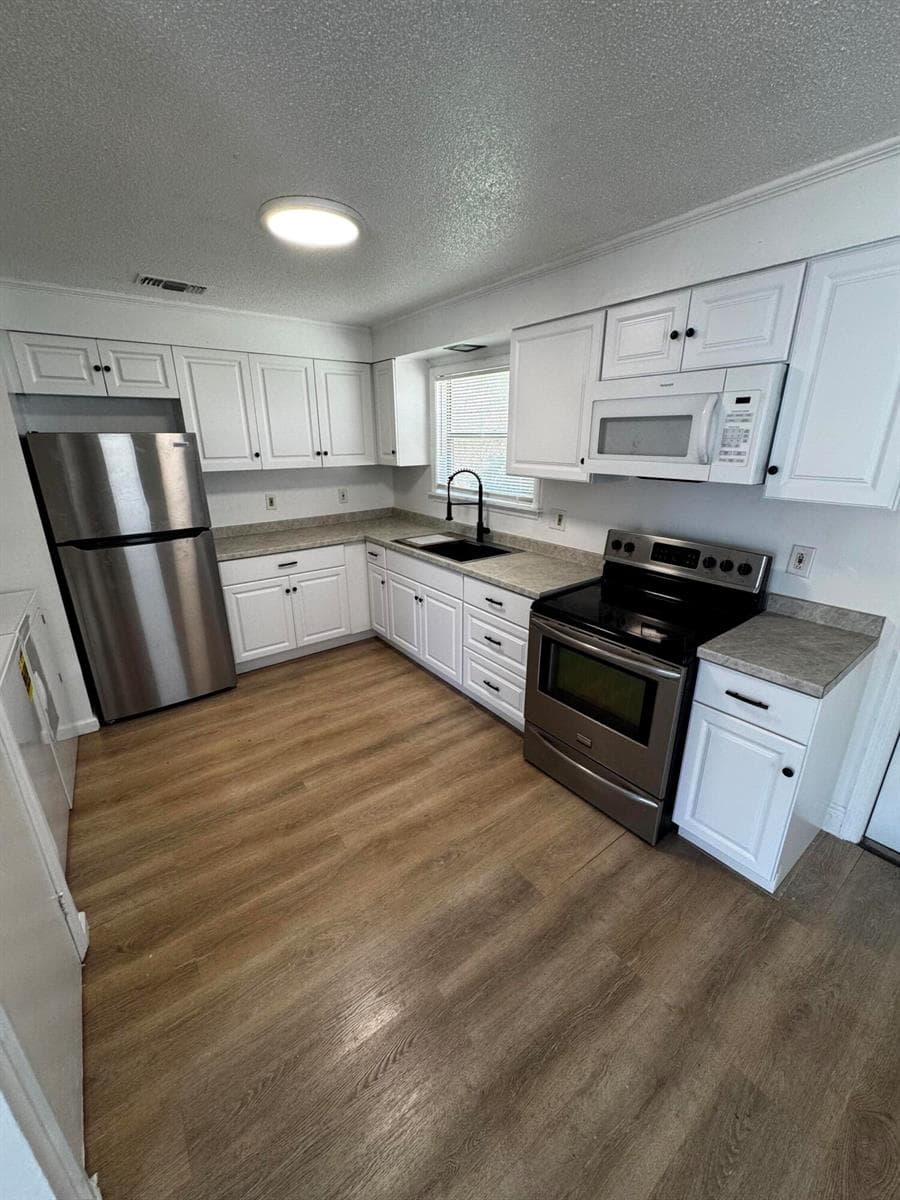 1464 W 32nd Street, Riviera Beach, FL 33404 — zdjęcie 3