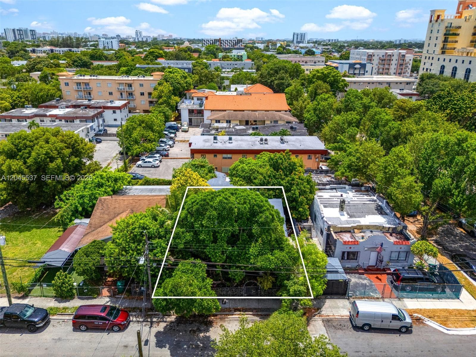 210 SW 13th Ave, Miami, FL 33135 — zdjęcie 2