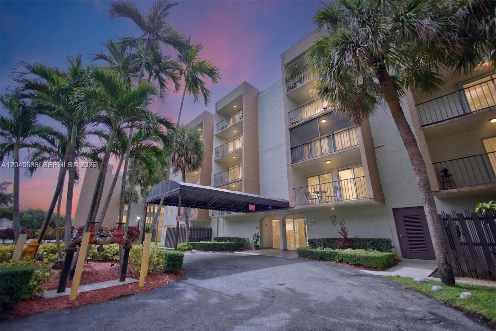 14250 SW 62nd St # 312, Miami, FL 33183