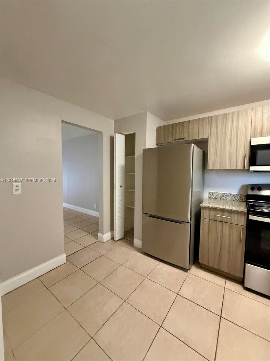 2011 NW 55th Ave # 209, Lauderhill, FL 33313 — zdjęcie 3