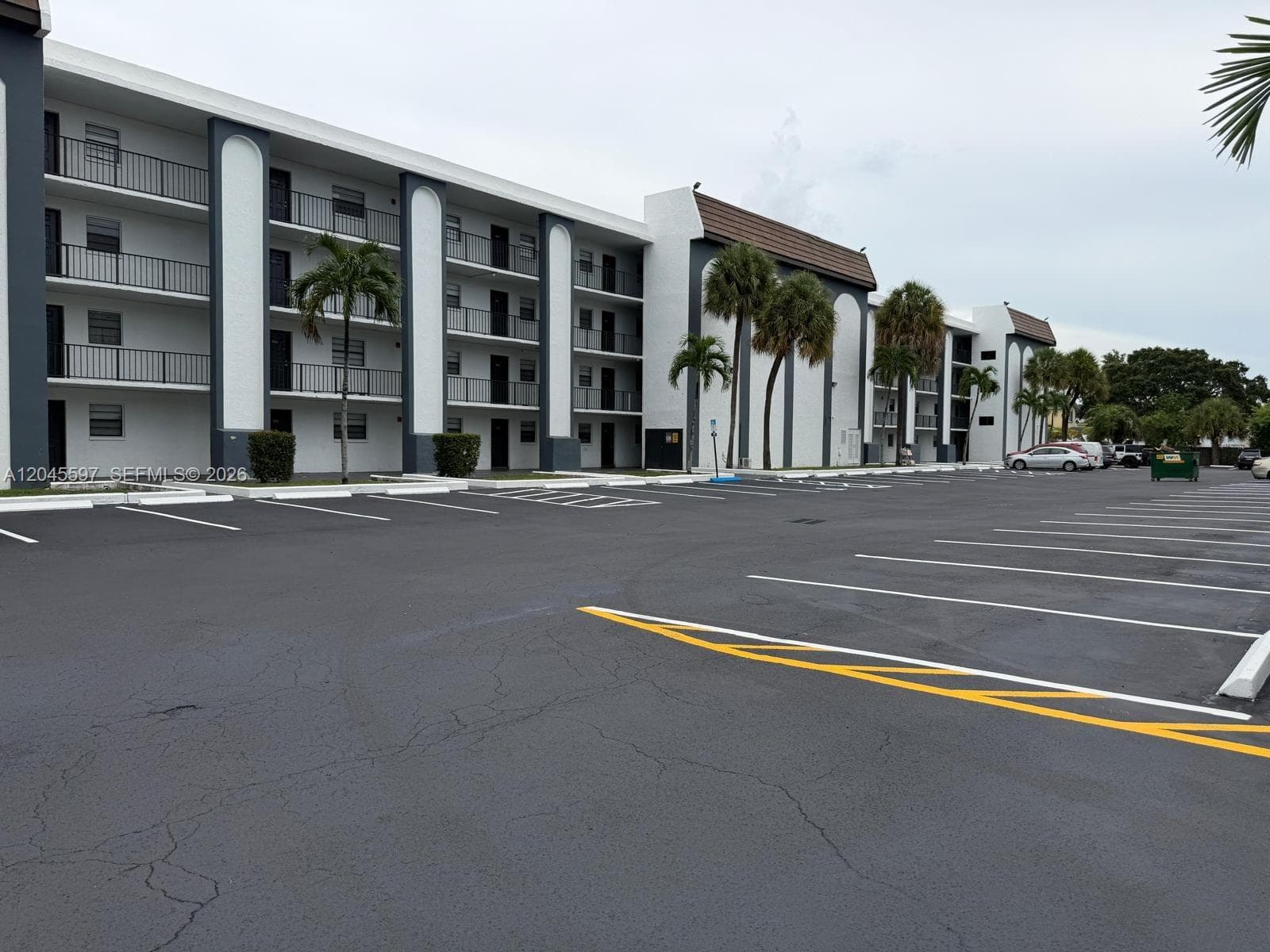 2011 NW 55th Ave # 209, Lauderhill, FL 33313