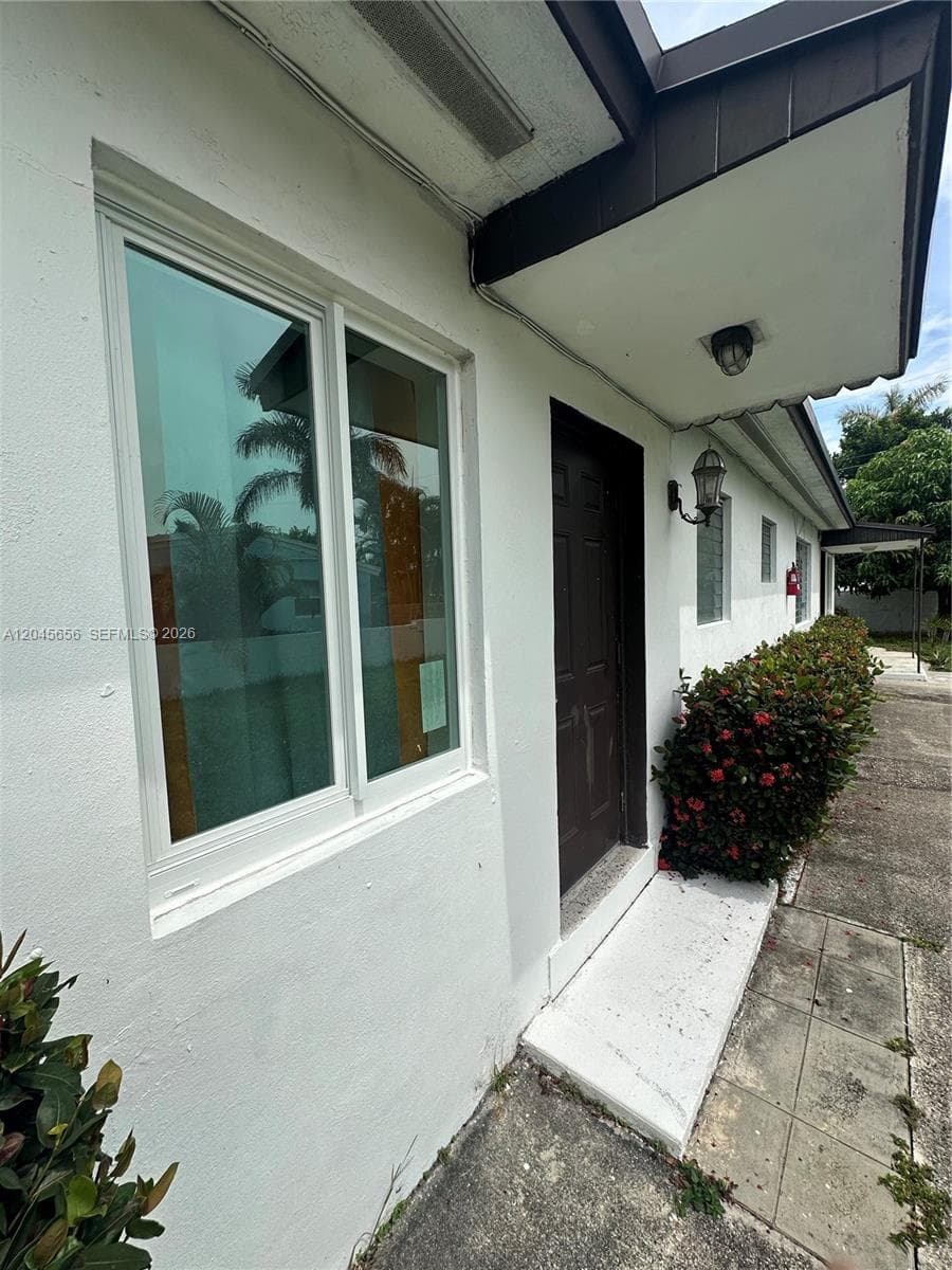 809 NE 2nd St unit 1-2, Hallandale Beach, FL 33009 — zdjęcie 5