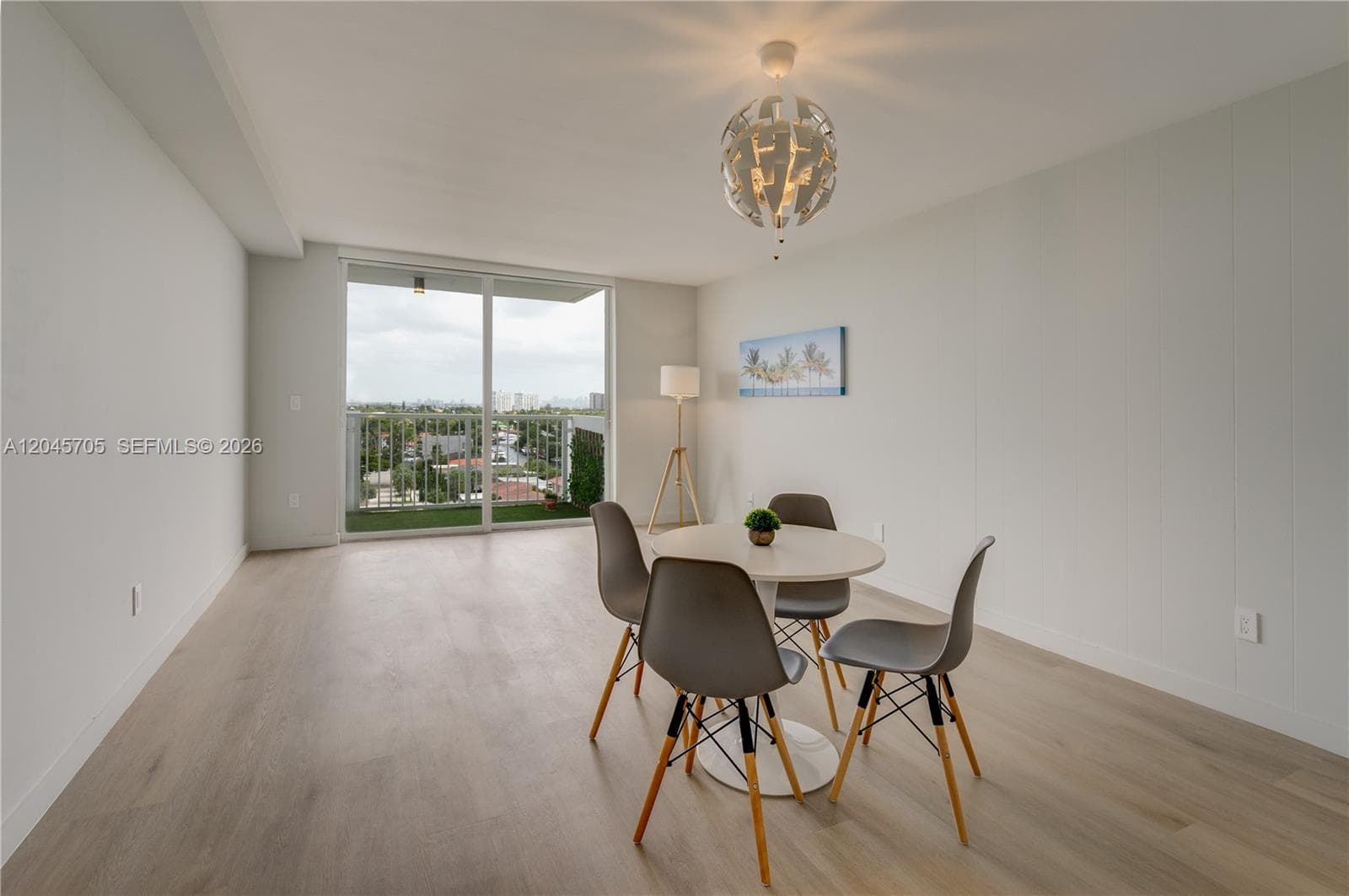 2000 NE 135th St # 908, North Miami, FL 33181 — zdjęcie 2
