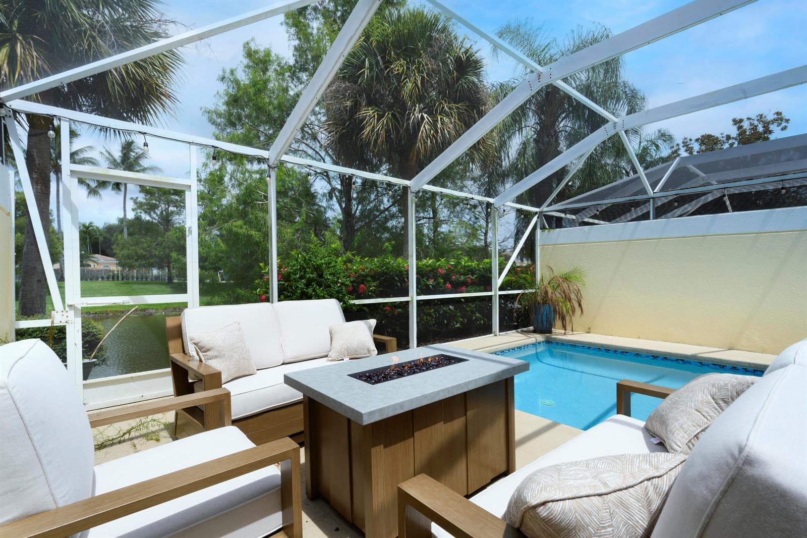 435 Capistrano Drive, Palm Beach Gardens, FL 33410