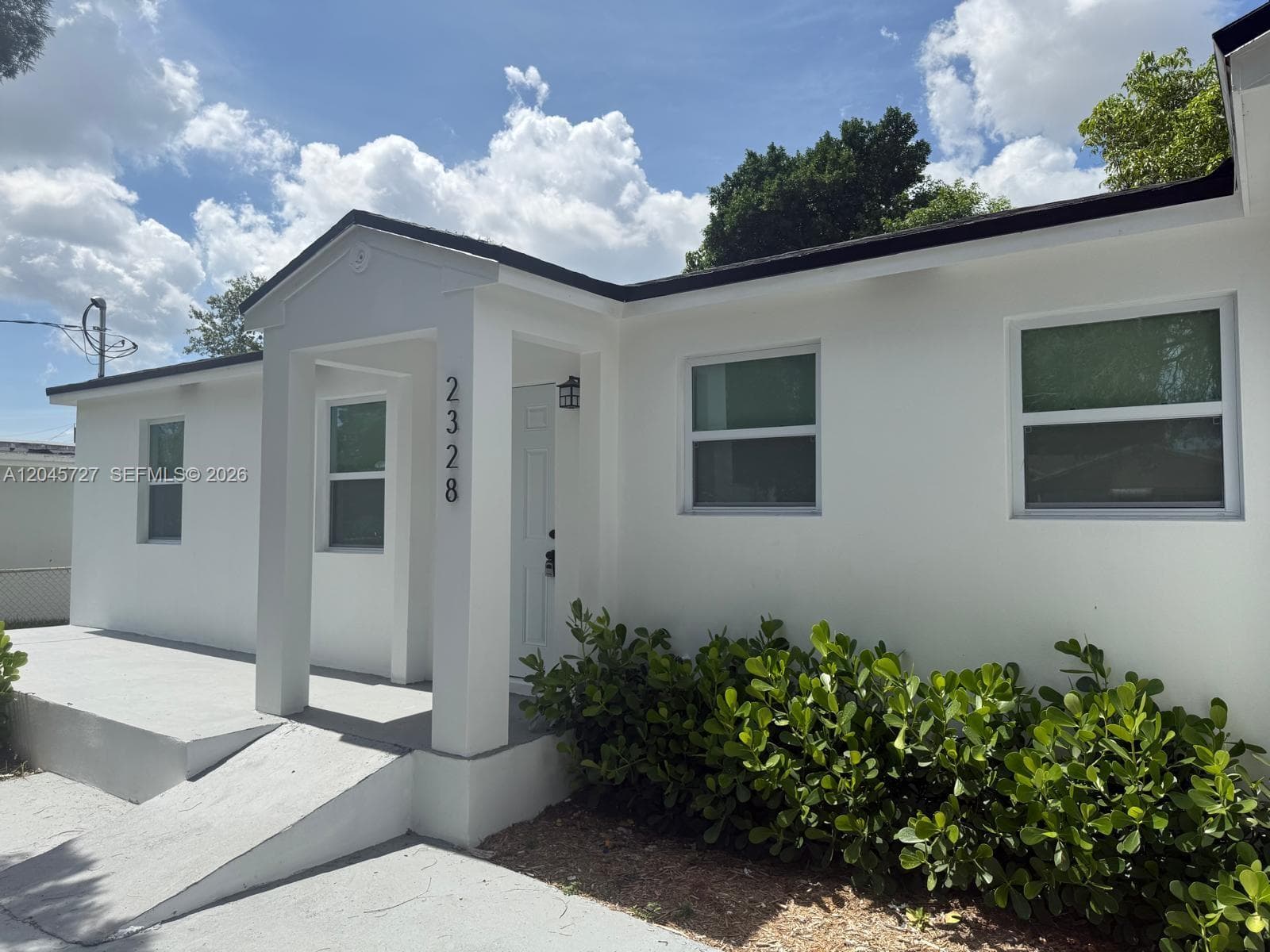 2328 NW 80th St, Miami, FL 33147 — zdjęcie 2