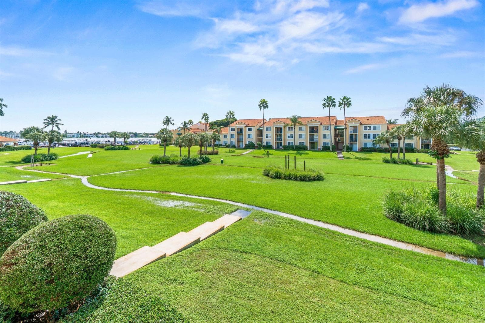 145 Yacht Club Way # 210, Hypoluxo, FL 33462 — zdjęcie 2