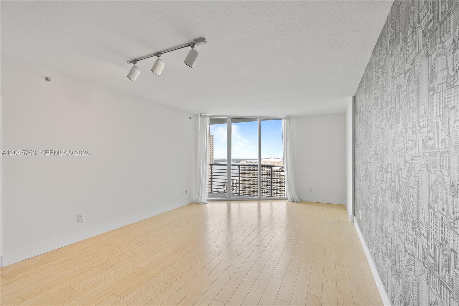 335 S Biscayne Blvd # 3503, Miami, FL 33131 — zdjęcie 4