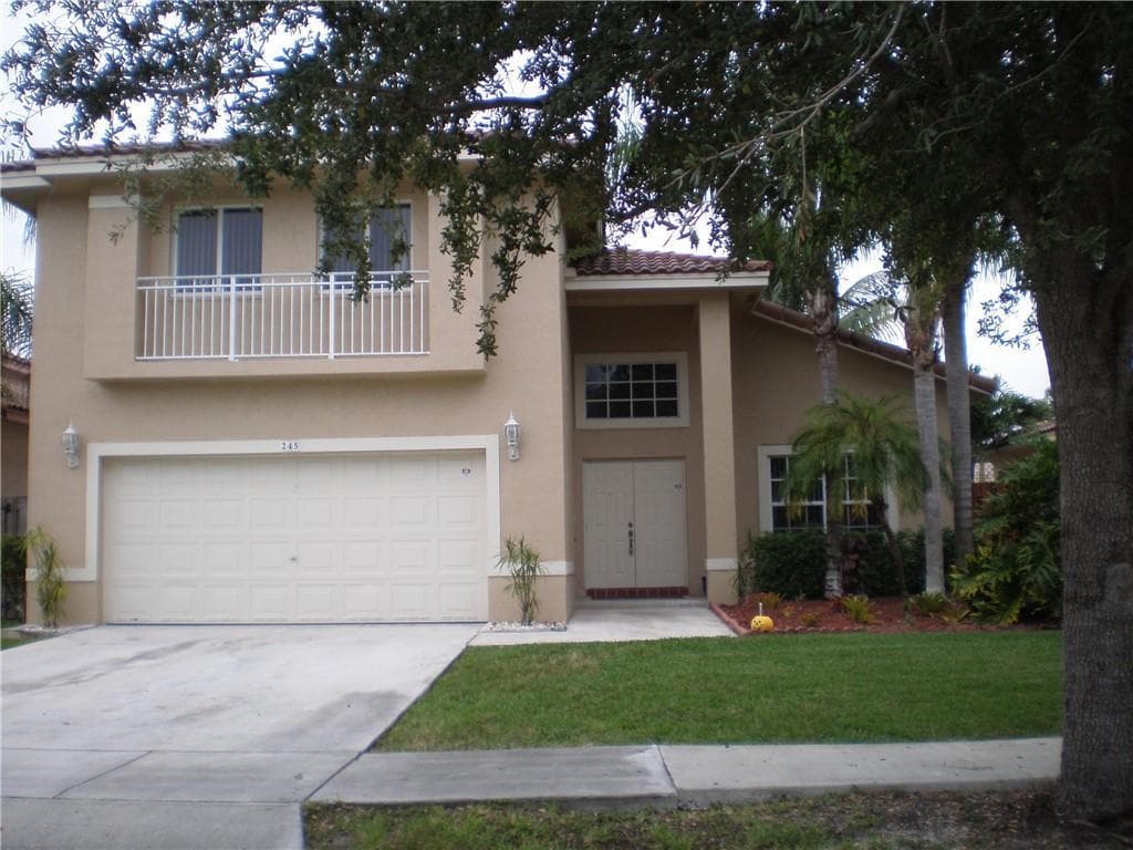 245 Via Milan Terrace, Davie, FL 33325