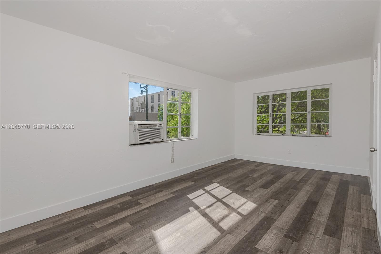 8340 Crespi Blvd # 20, Miami Beach, FL 33141 — zdjęcie 3