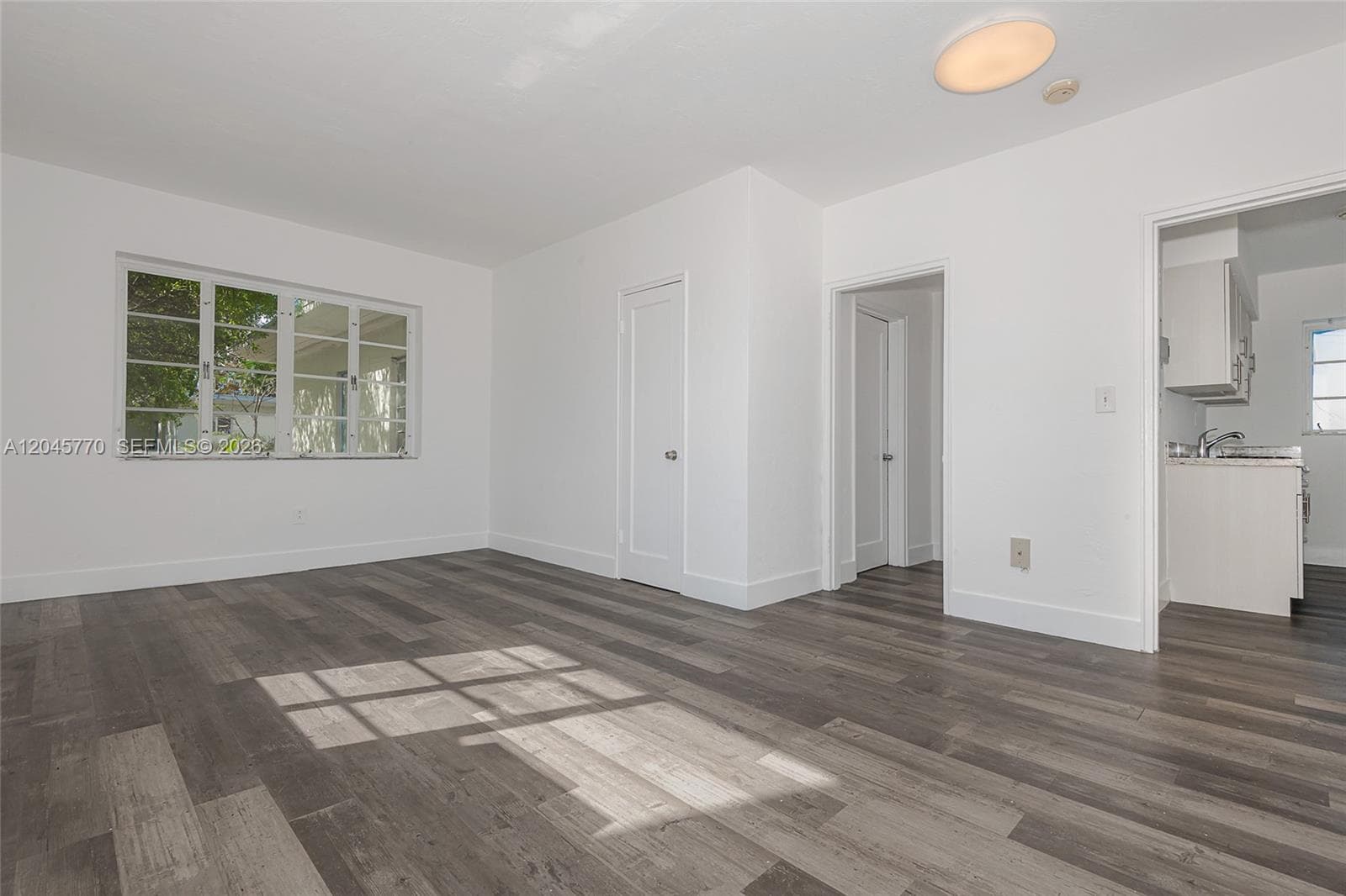 8340 Crespi Blvd # 20, Miami Beach, FL 33141