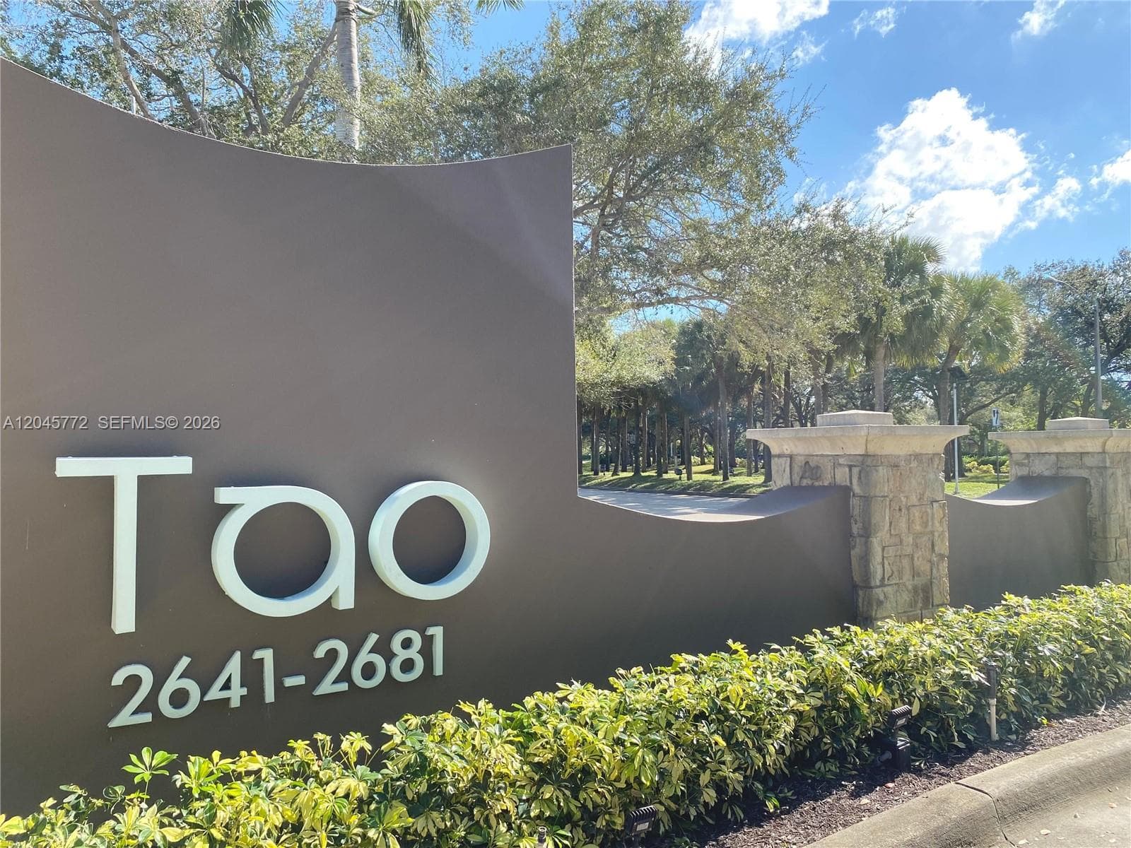 2641 N Flamingo Rd # 706N, Sunrise, FL 33323