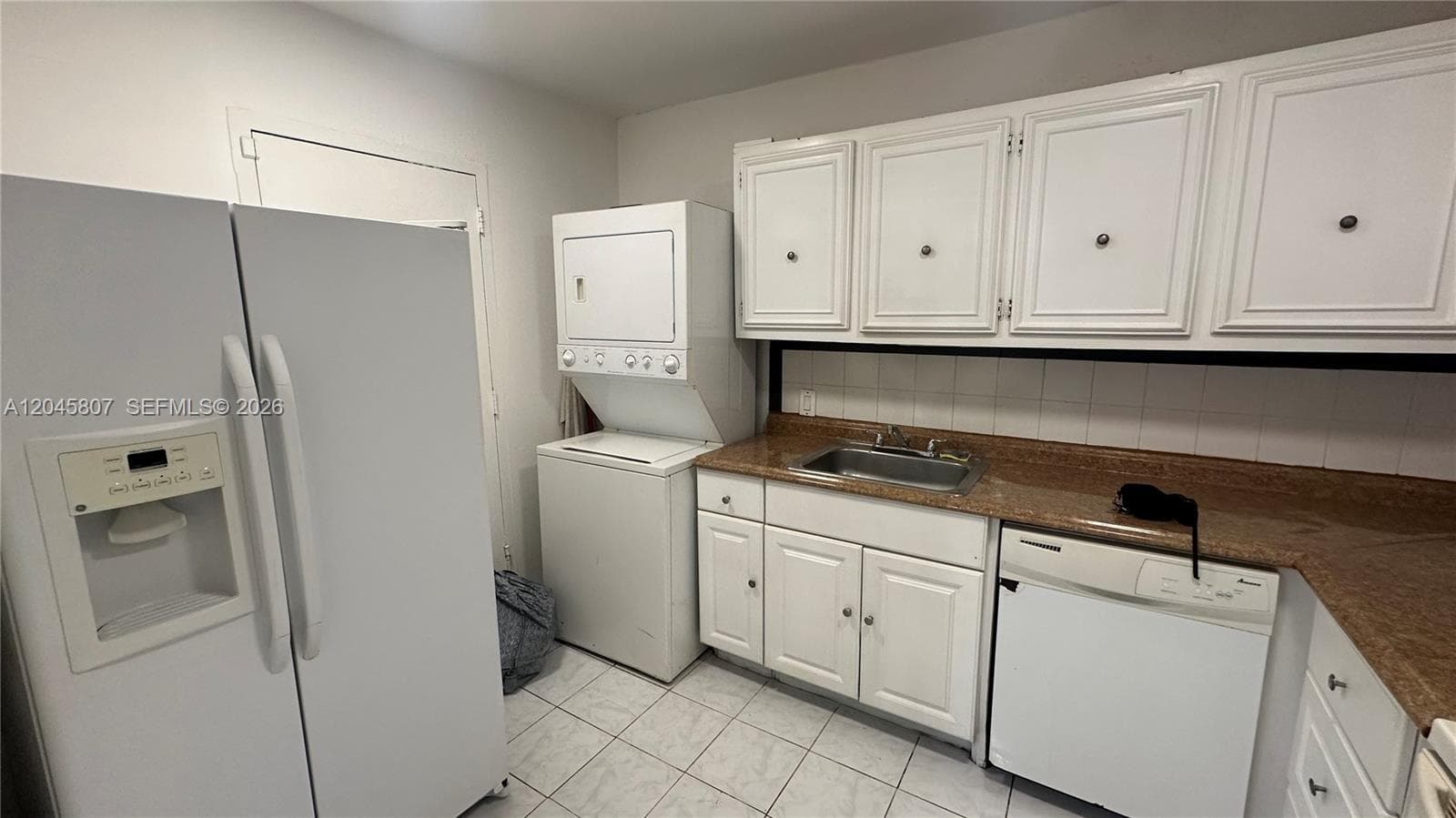 4848 NW 24th Ct # 416, Lauderdale Lakes, FL 33313