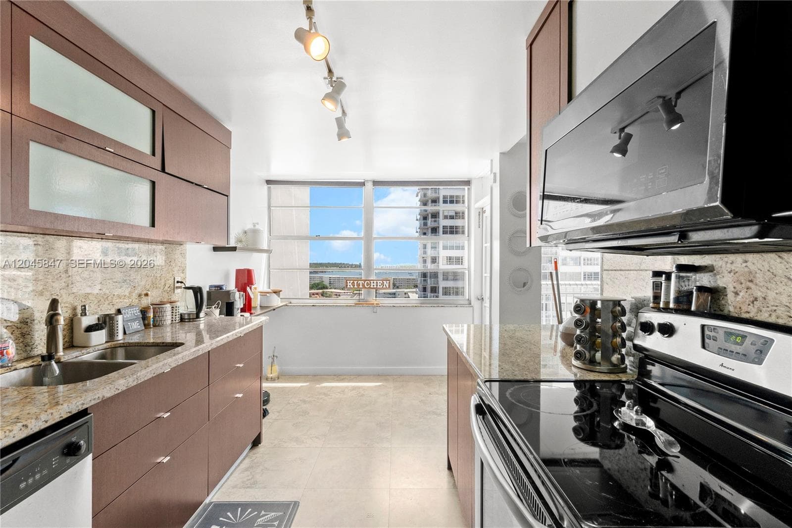 18071 Biscayne Blvd # 1404, Aventura, FL 33160 — zdjęcie 3