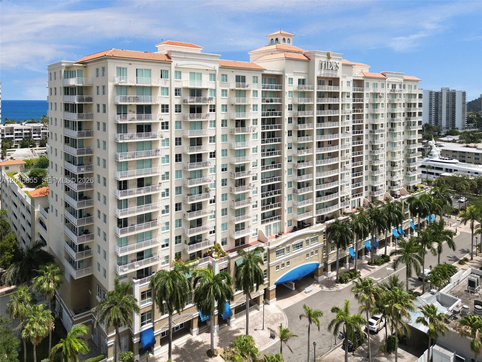 Tides at Bridgeside Square