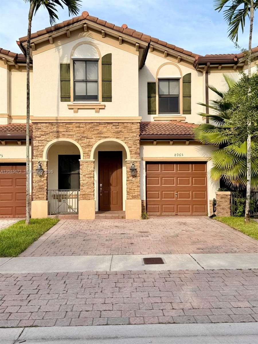 8965 NW 98th Ave # ., Doral, FL 33178
