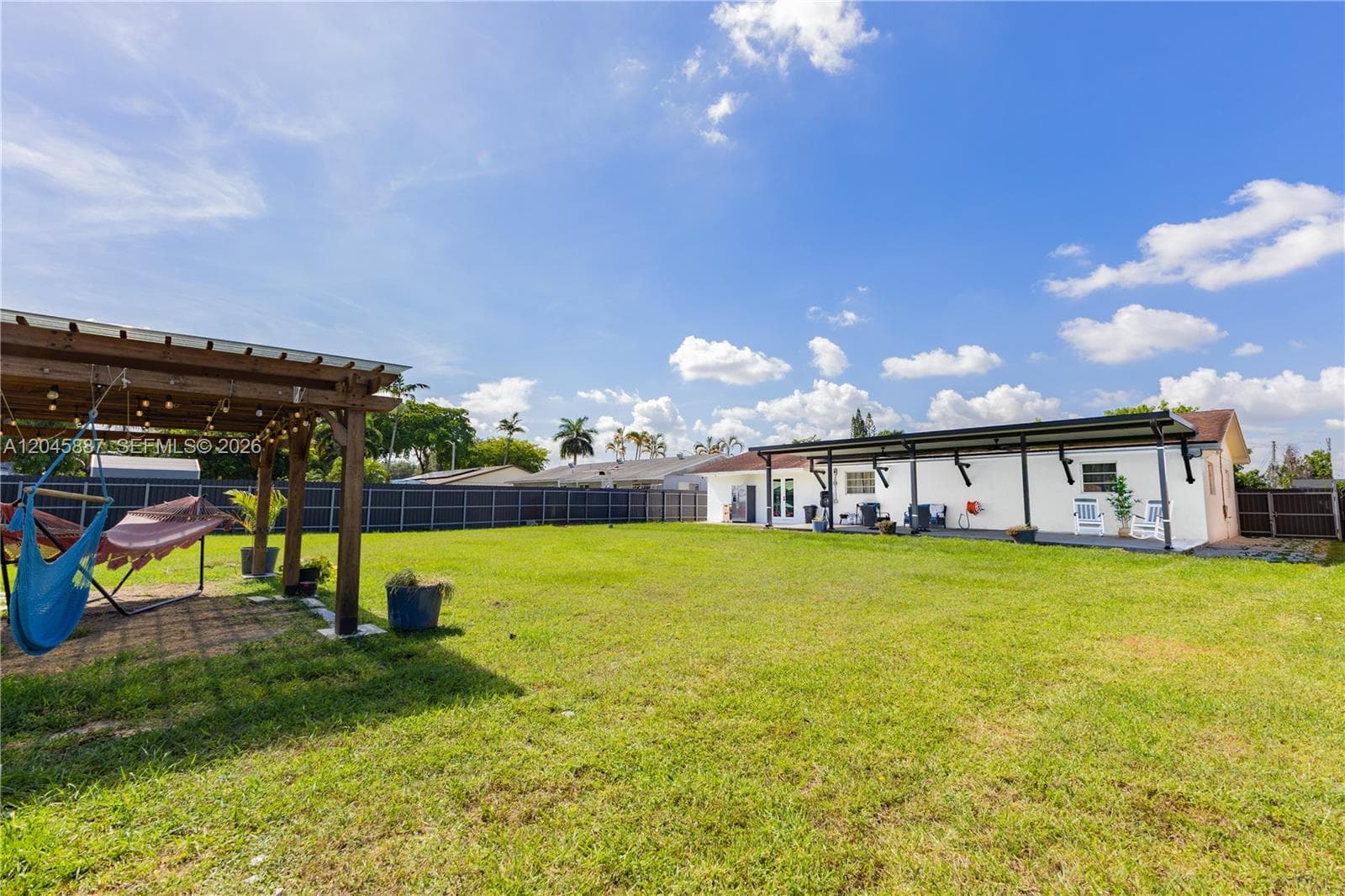 1721 NW 191st St, Miami Gardens, FL 33056 — zdjęcie 4