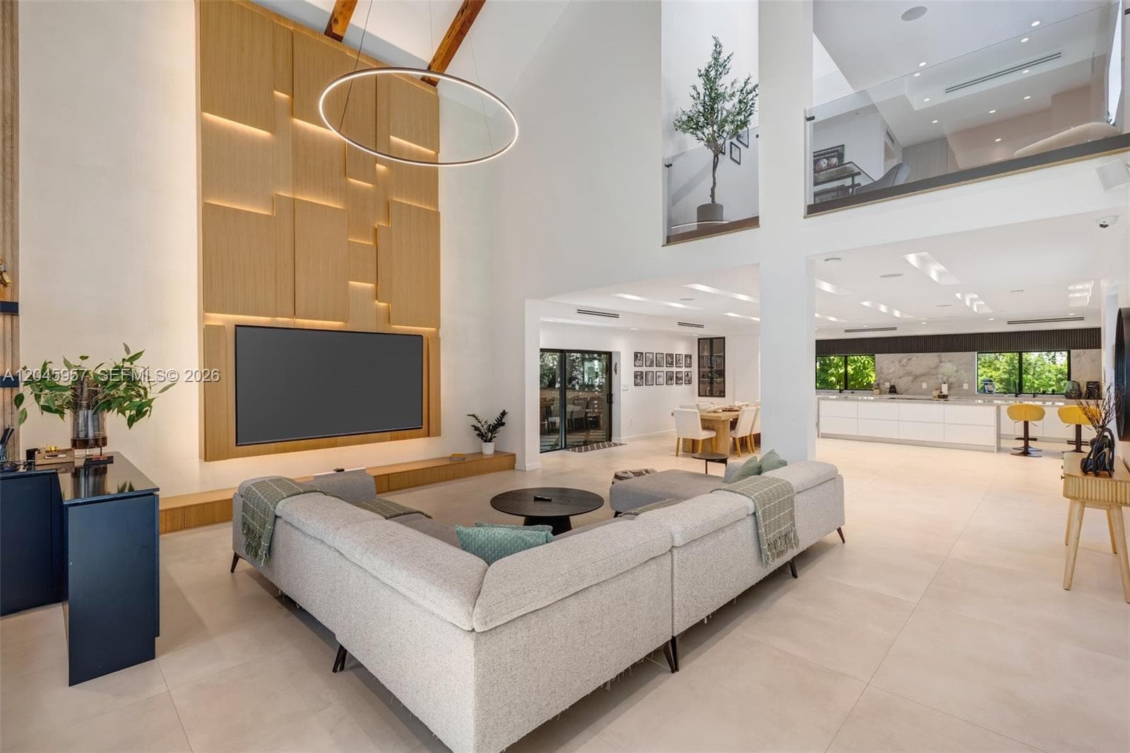 1977 S Oak Haven Cir, Miami, FL 33179 — zdjęcie 3