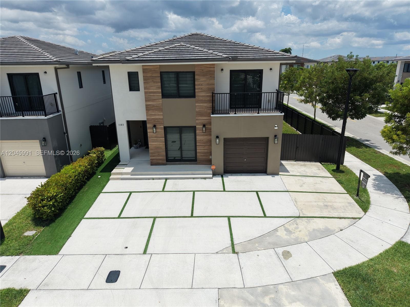 1183 NW 2nd St, Florida City, FL 33034 — zdjęcie 2