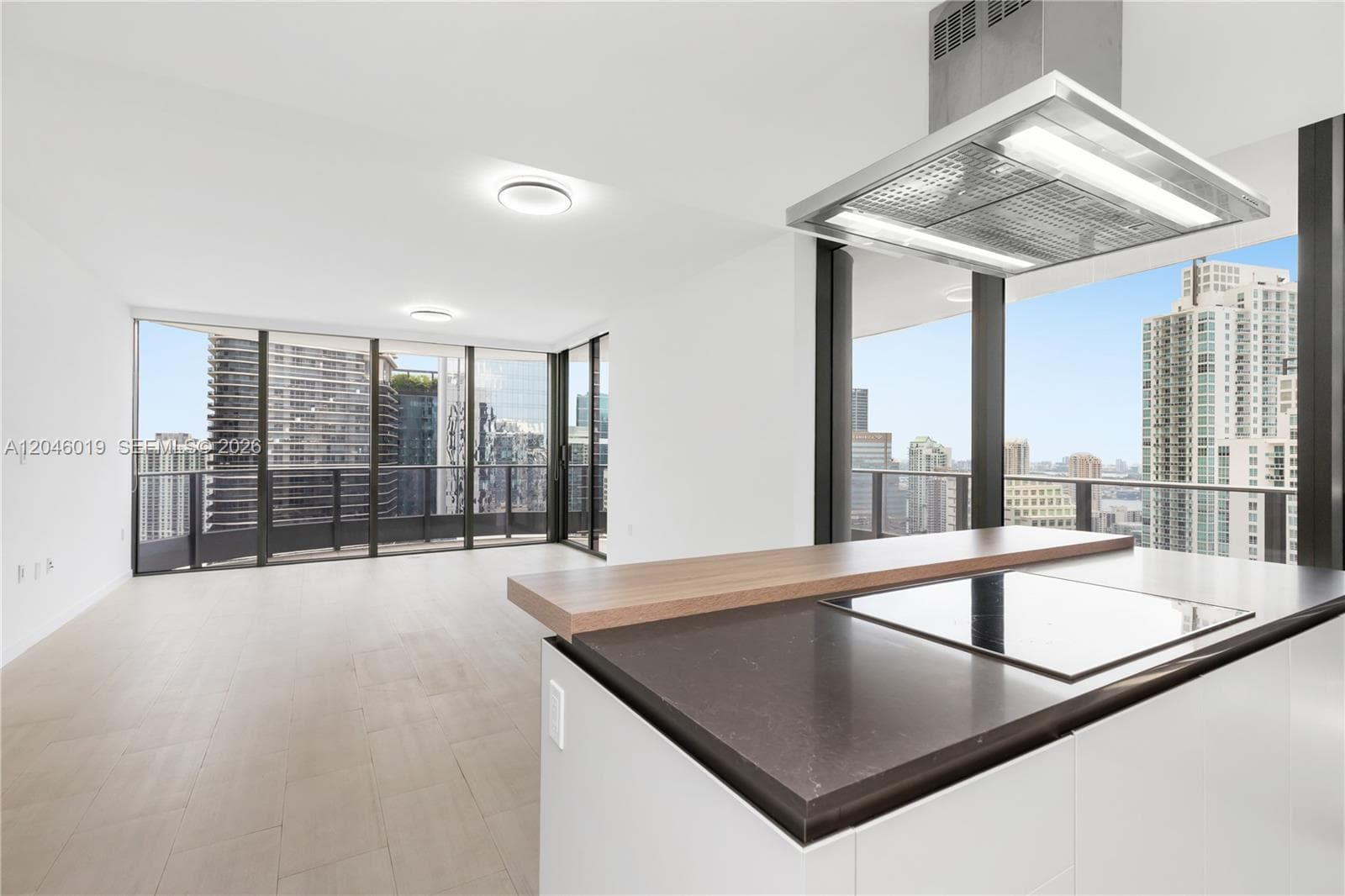 1000 Brickell Plz # 4015, Miami, FL 33131 — zdjęcie 3