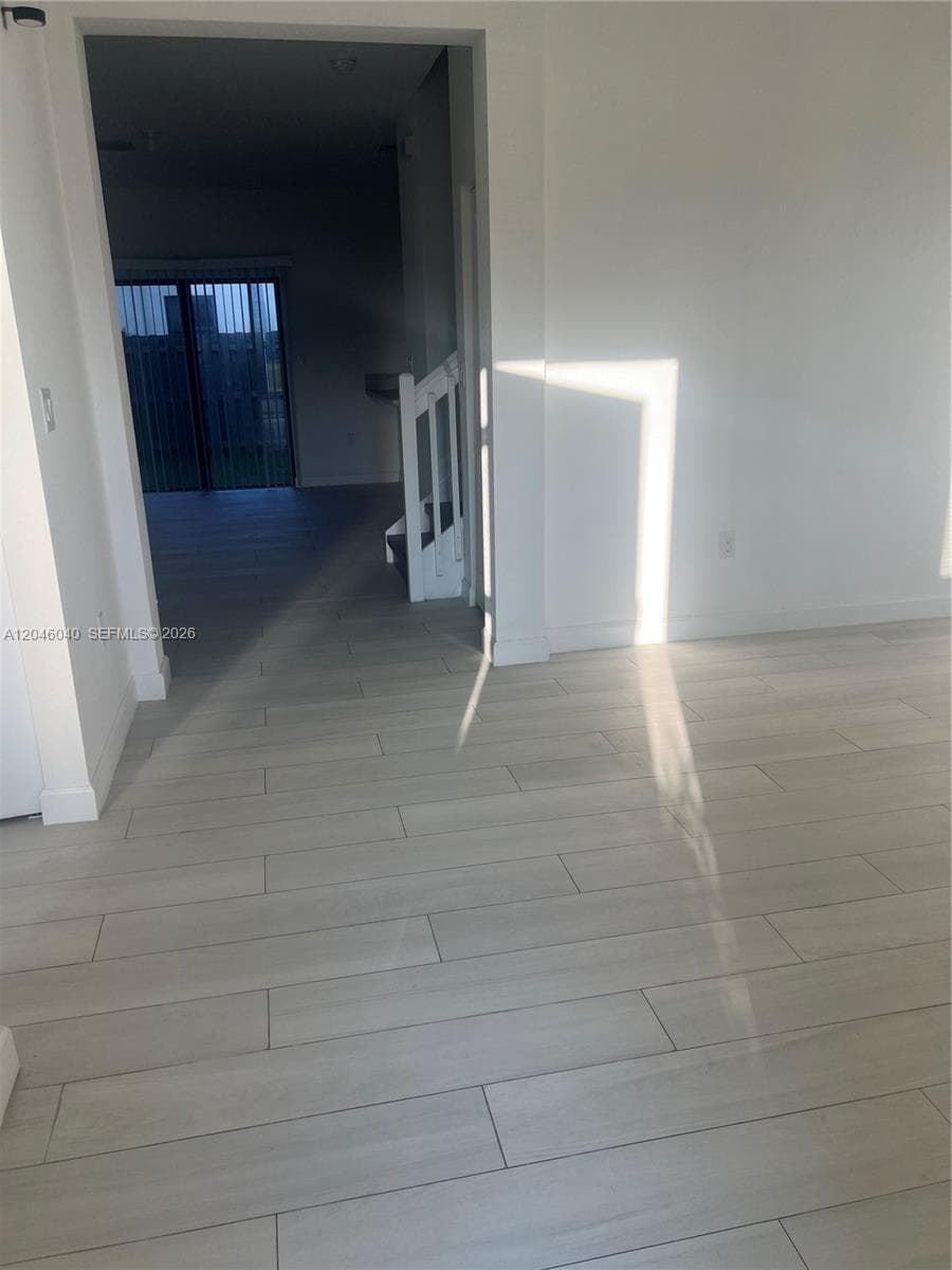 21447 NE 2nd Pl, Miami, FL 33179 — zdjęcie 4