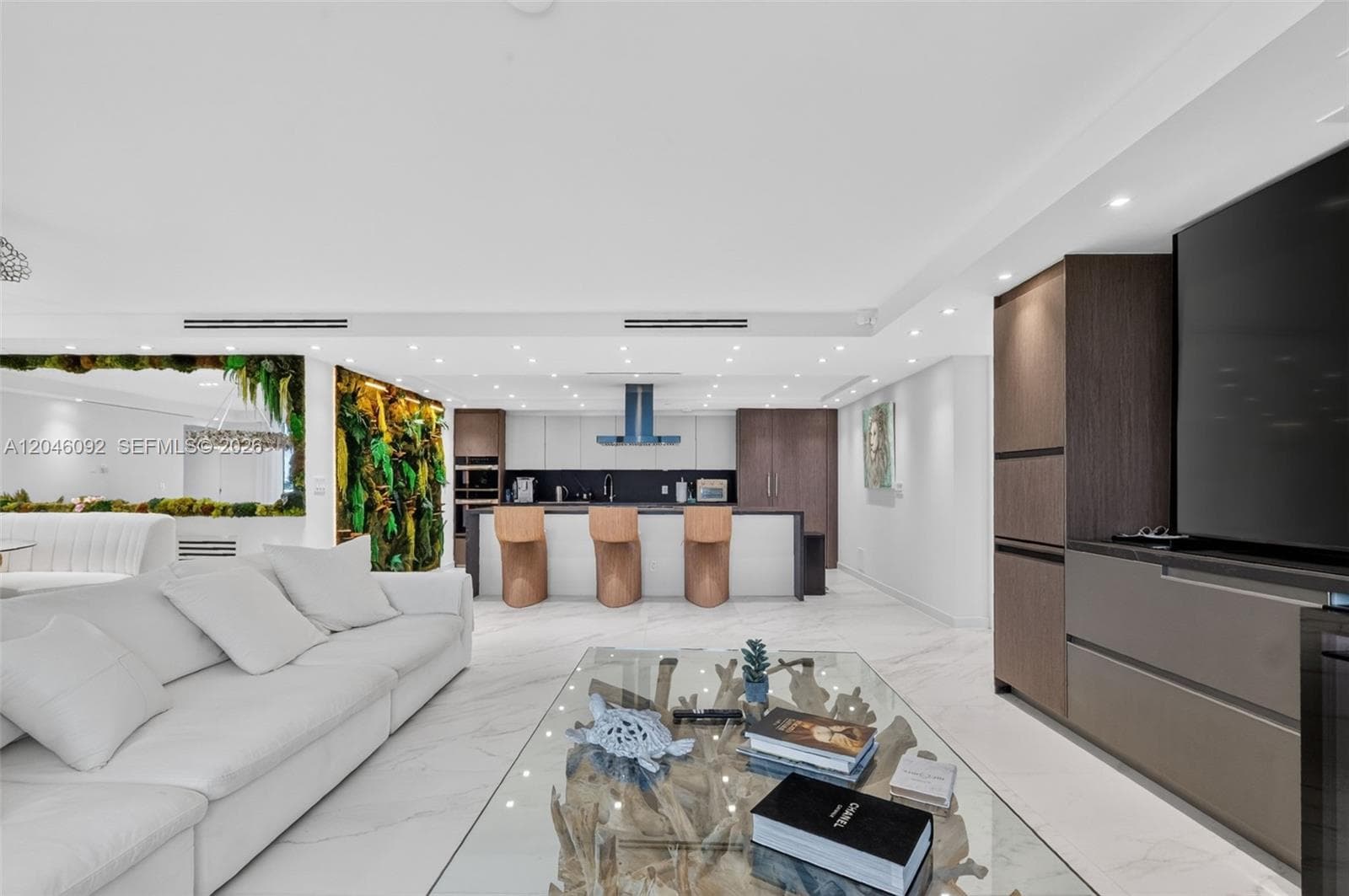 2301 Collins Ave # 440-443, Miami Beach, FL 33139 — zdjęcie 2