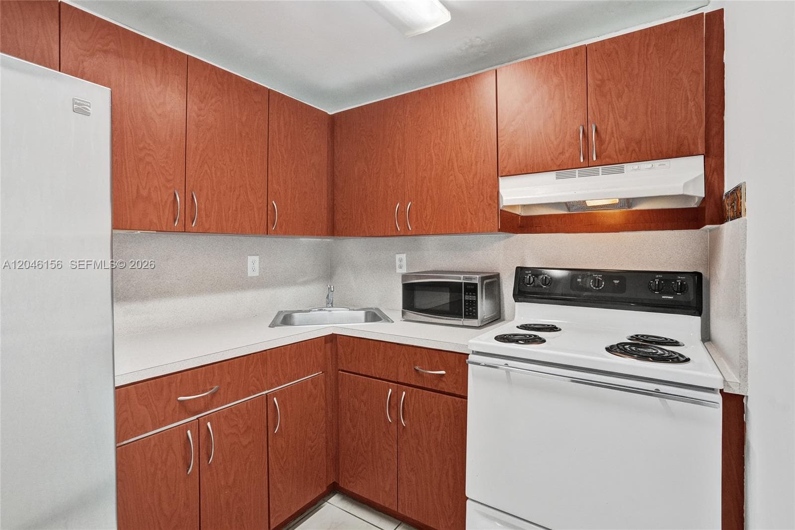 606 W 81st St # 323, Hialeah, FL 33014 — zdjęcie 5