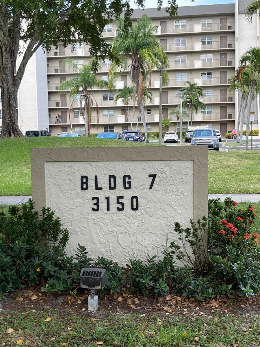 3150 W Rolling Hills Circle # 704, Davie, FL 33328 — zdjęcie 2