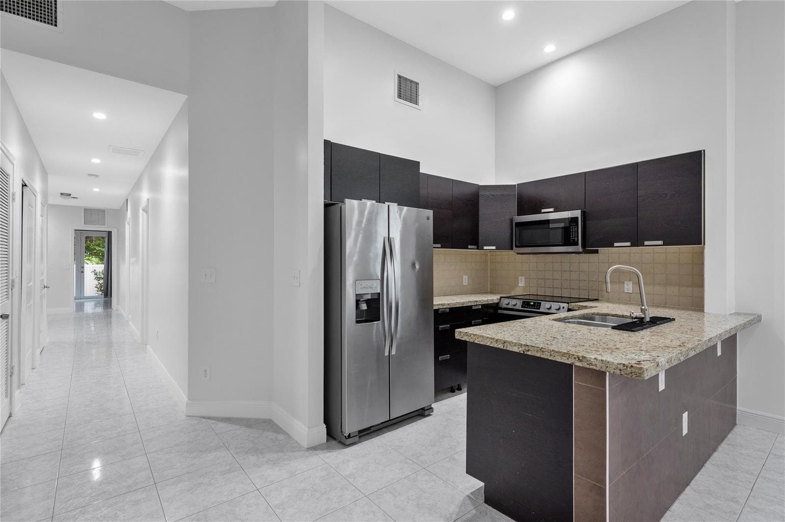 316 SW 16th Street # B, Fort Lauderdale, FL 33315 — zdjęcie 2